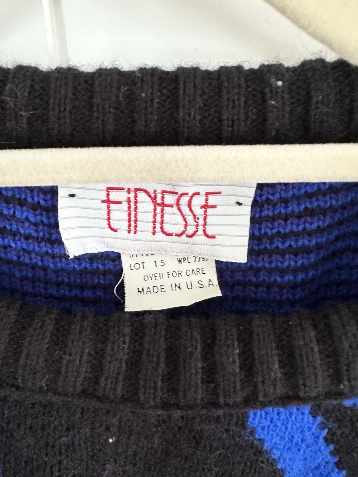 Vintage 1980s Women’s Finesse Bold Geometric Sweater, Size Large (runs Small)