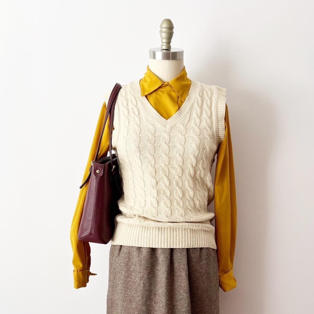 Calvin Klein Sweater Vest Cream Cable Knit Lambswool Angora V-Neck Vintage S