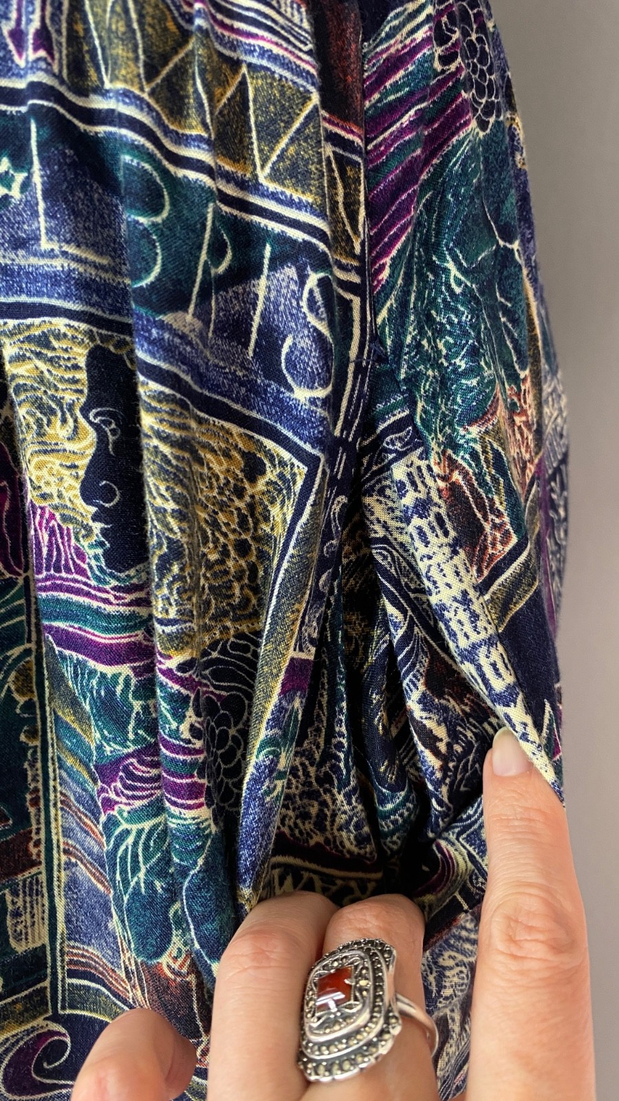 Vintage 1980s novelty print midi dress XL rayon long sleeve plus size purple