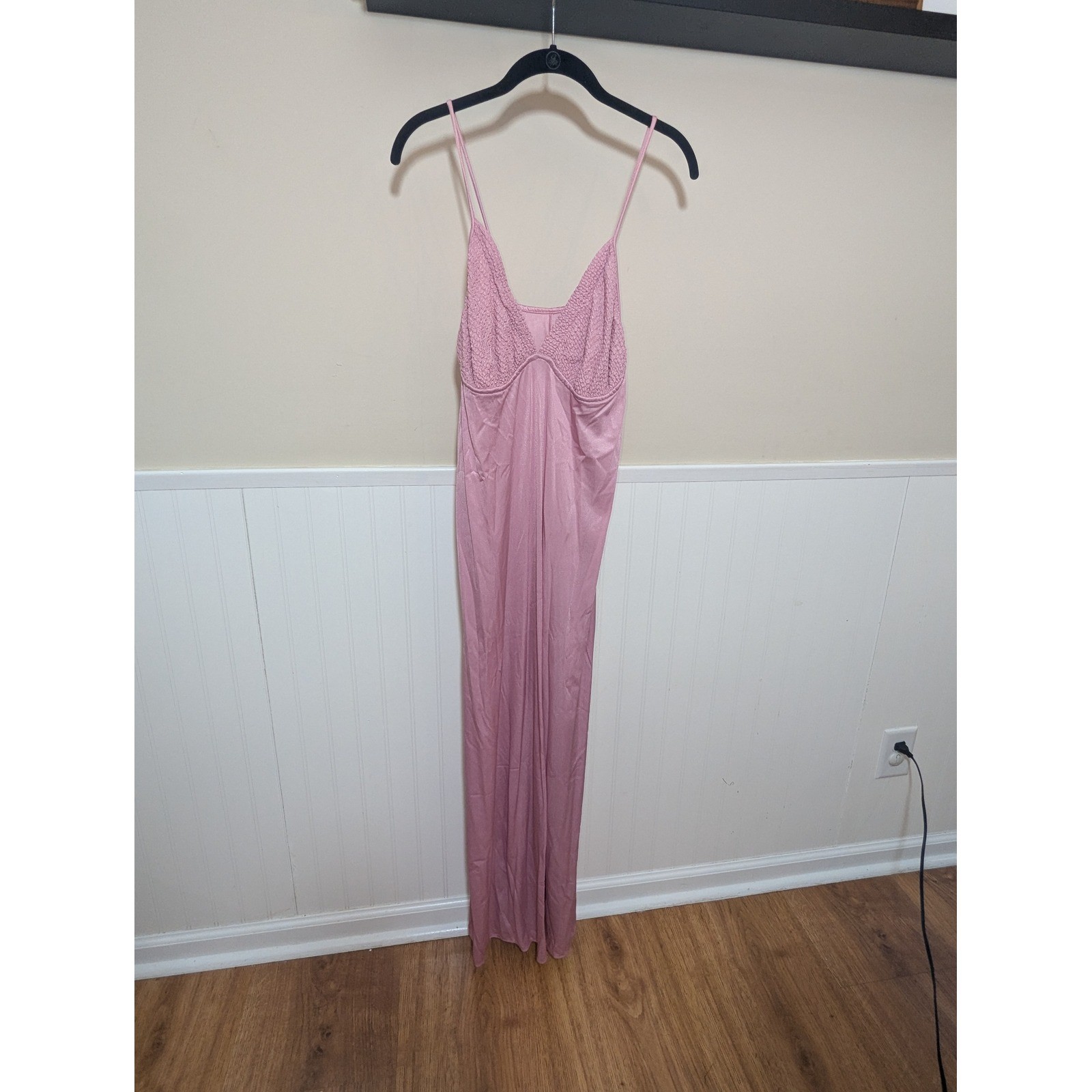 Donna Richard for Gilligan O’Malley Nightgown Womens Medium Pink Vintage Smocked