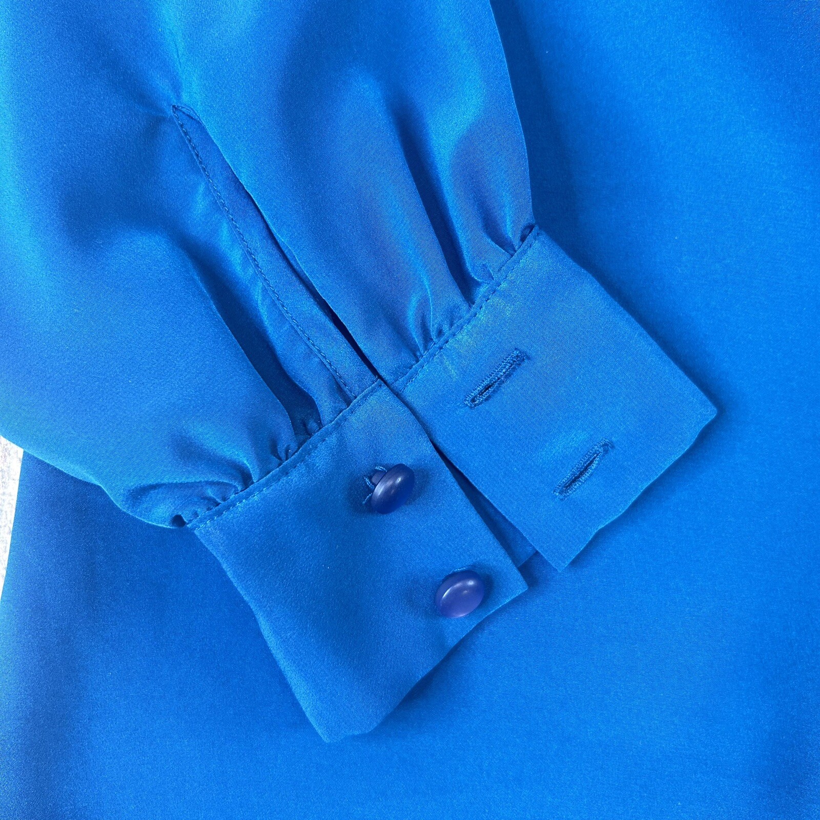 VTG Pendleton Women’s Polyester Button Down Blue Blouse Shoulder Pads Size 10