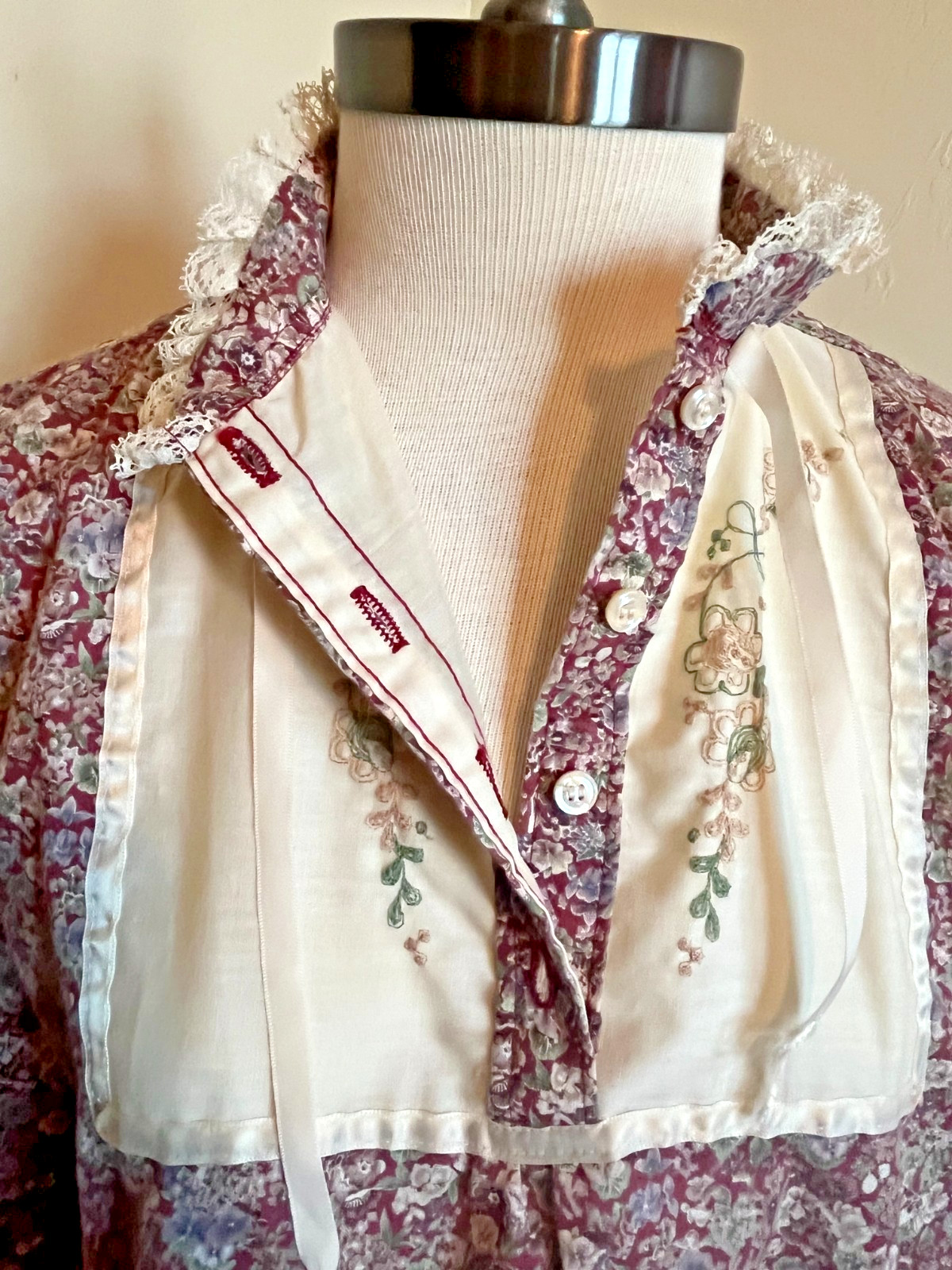 Vtg Funny Girl Blouse Shirt Size 13/14 High Neck Floral Calico Prairie Cottage