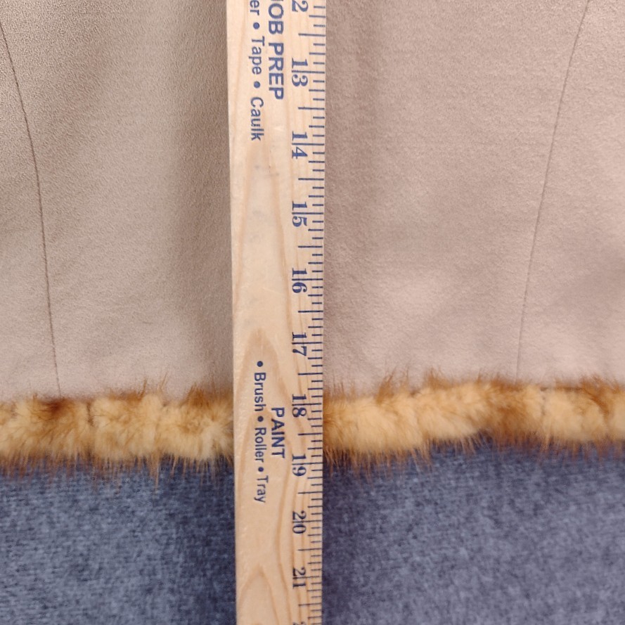 VTG Lily and Taylor Womens Jacket Medium Tan 100% Wool Fur Trim Made USA