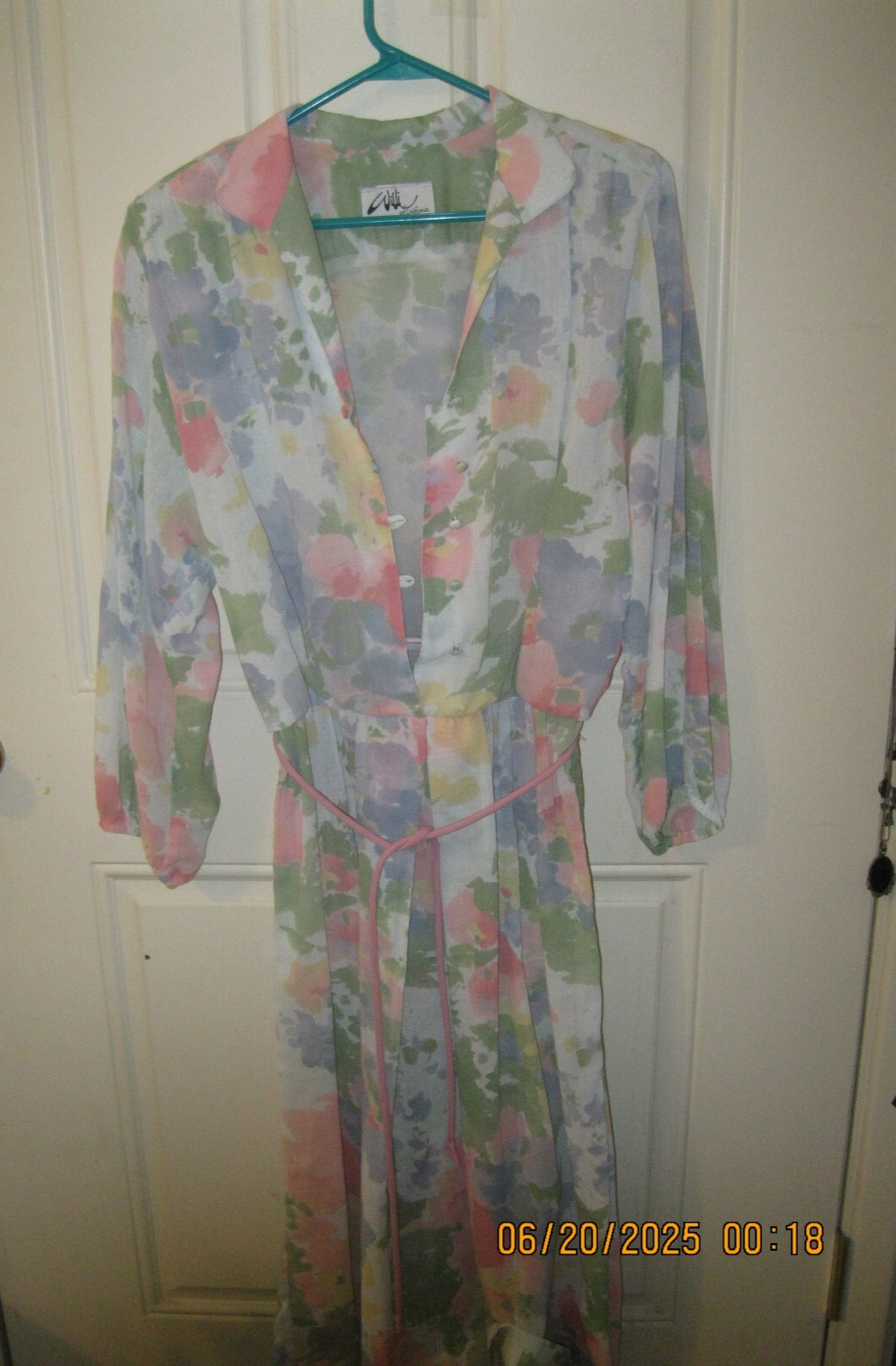 1980s Vintage Willie Of California Womens Dress Med. Floral Cottage Core Prairie