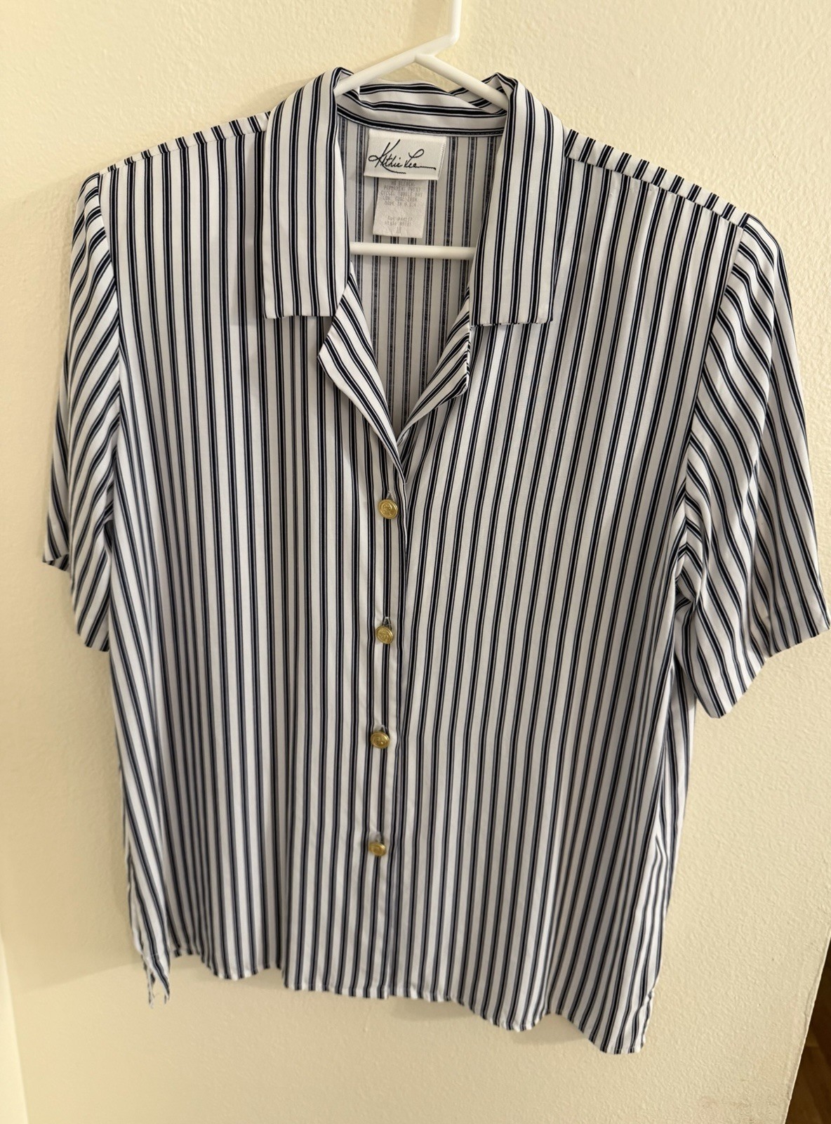 Vintage Kathie Lee Sz 10 Rayon Short Sleeve Button Up Blouse Navy /White Striped