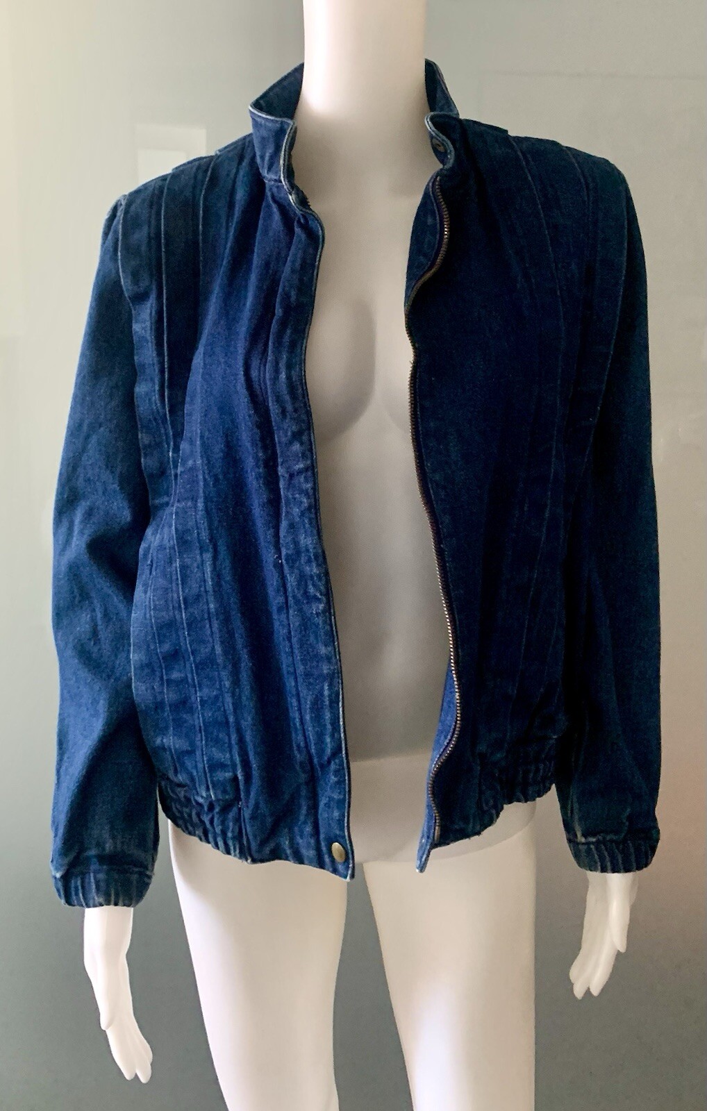 Vintage 80s Sergio Valente Women’s Denim Pleated Jacket L