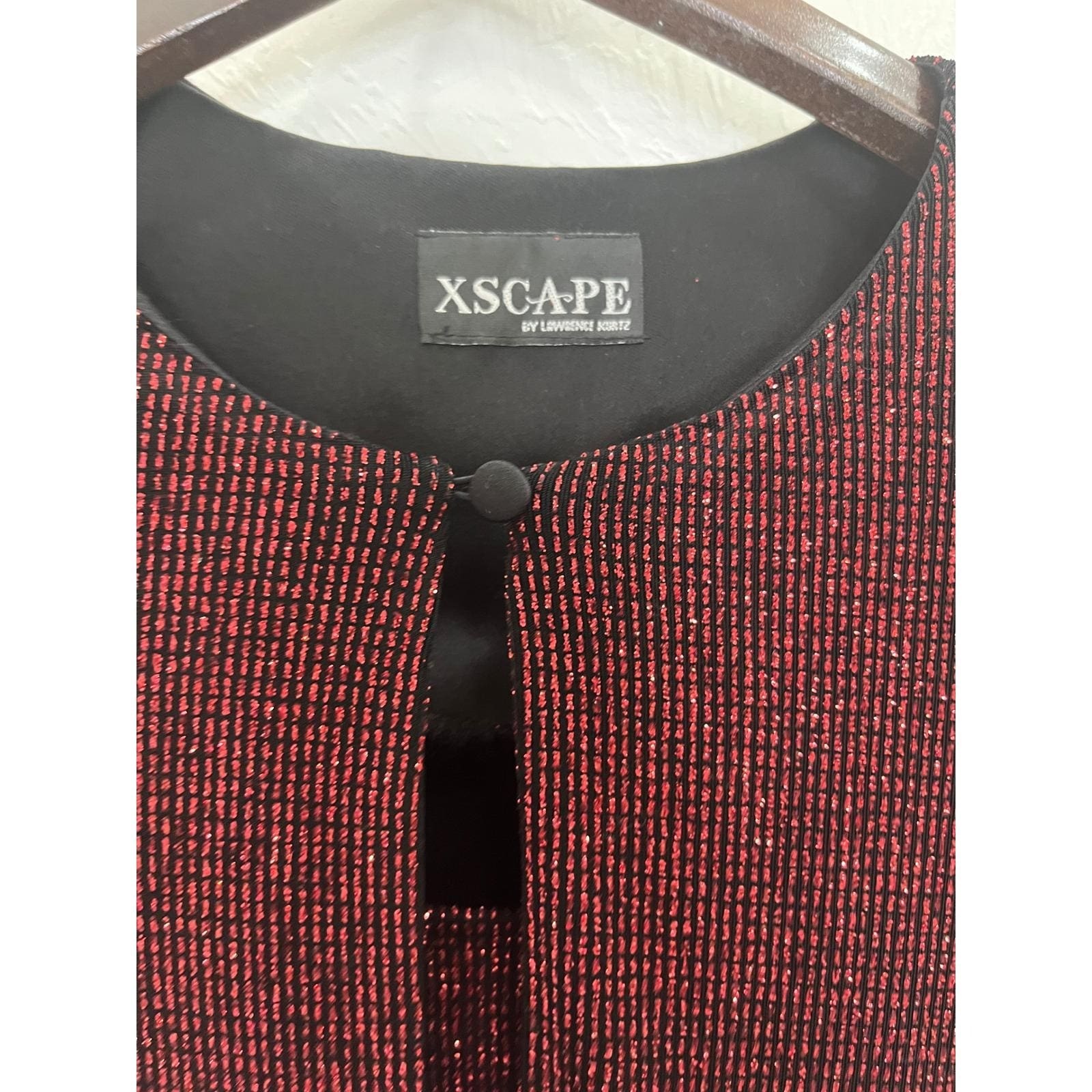 Xscape Twin Set Women Large Red Black Metallic Glitter Knit Cardigan Tank Good