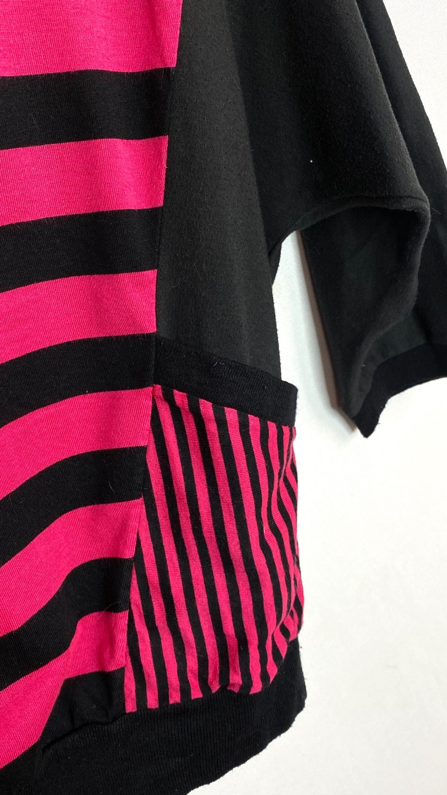Vintage 1980s pink black striped top pullover shirt 3/4 sleeve oversized pockets