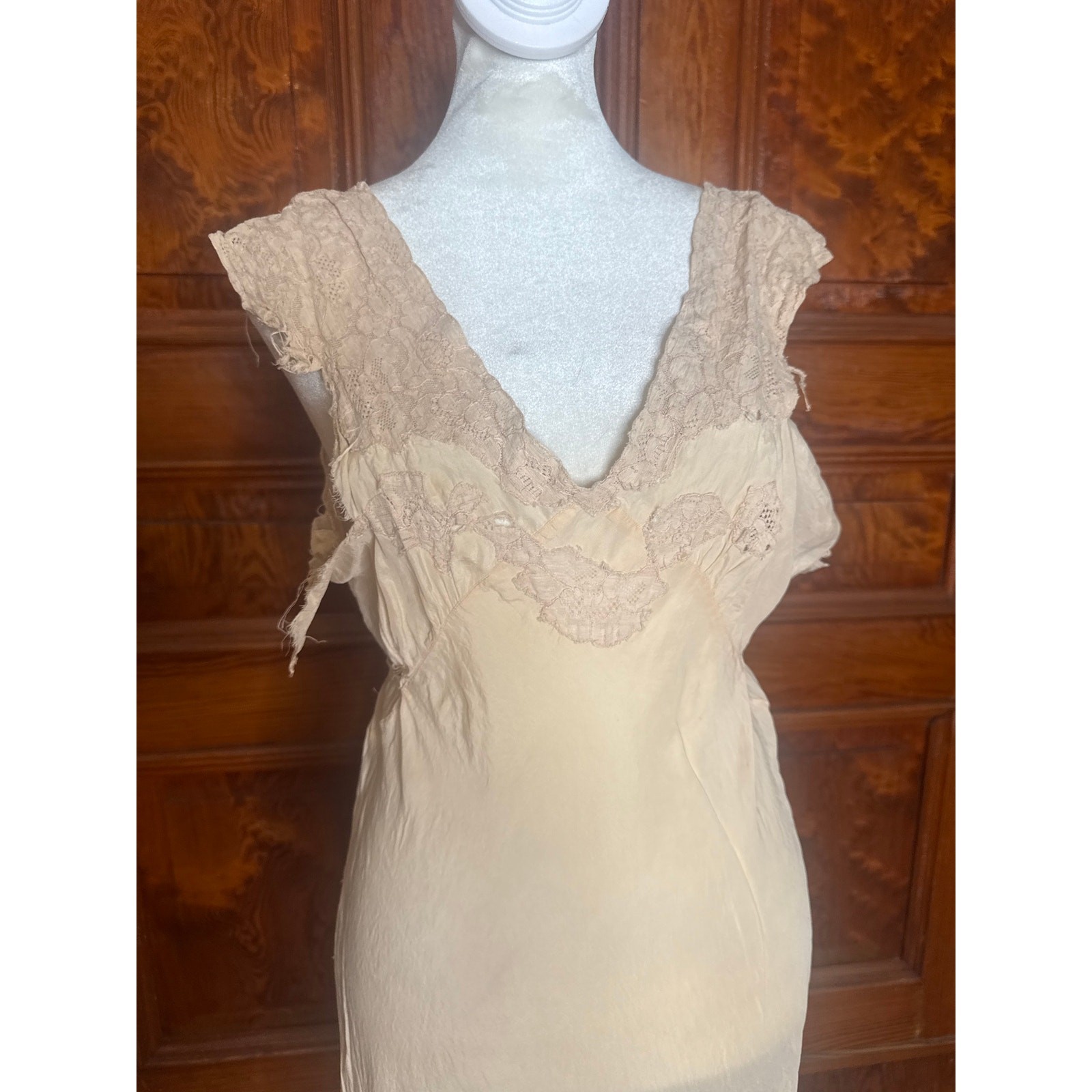 VTG 30s Beige Silk Lace Liquid Bias Cut Maxi Slip Dress Nightgown L As Is