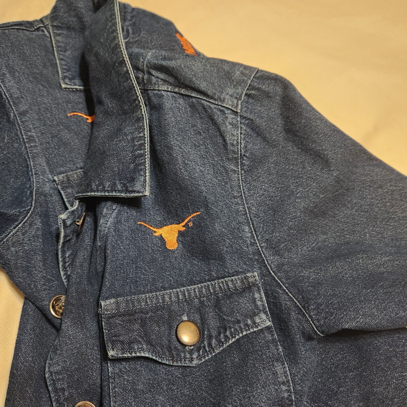 Vintage 90s Gotcha Covered Texas Embroidered Denim Jacket Womens M