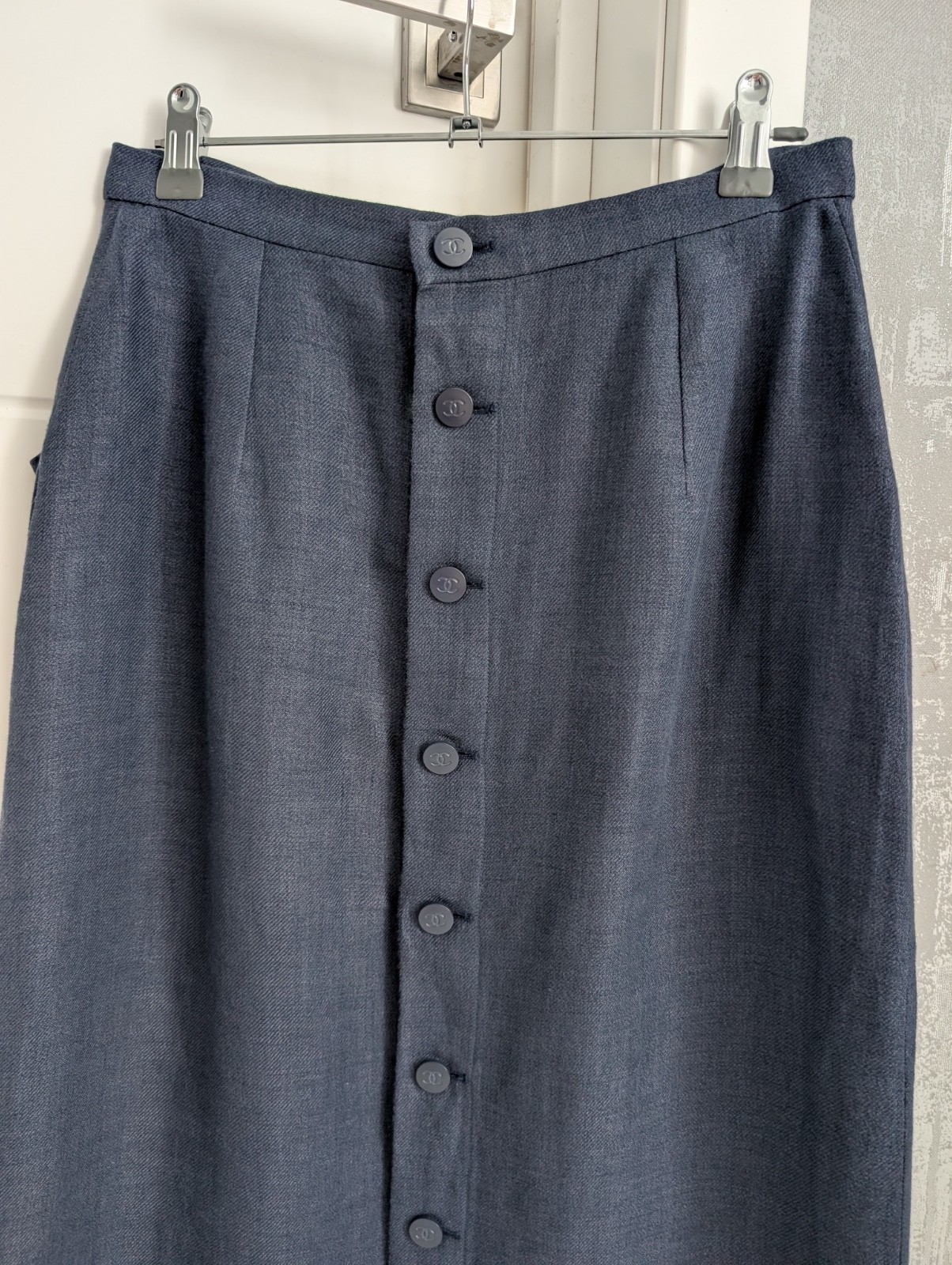 Chanel CC Button Front 98C Linen Wool Navy Blue Straight Pencil Midi Skirt 42 S