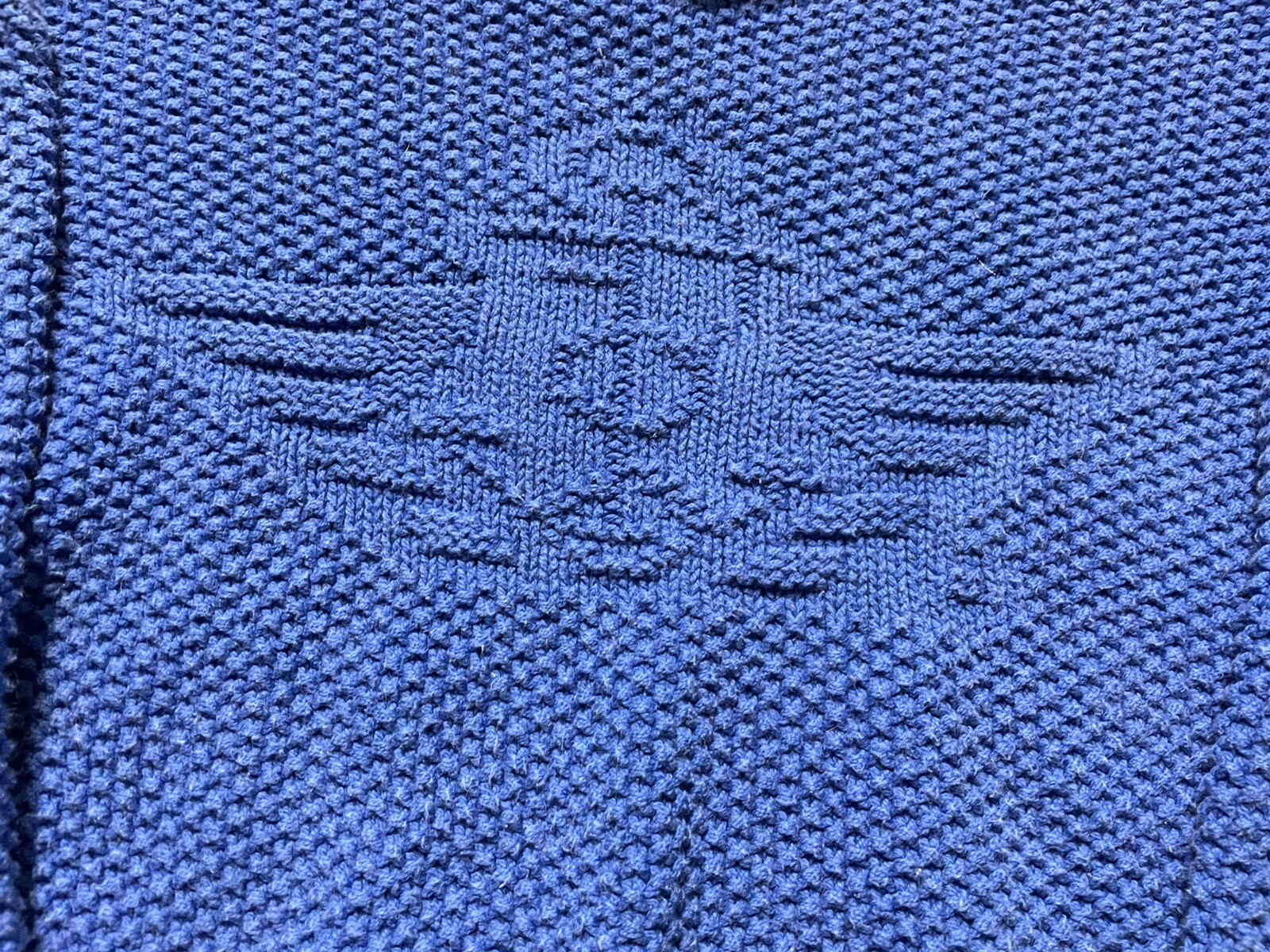 vintage 1980s dockers ladies blue knitted logo symbol sweater. Size medium