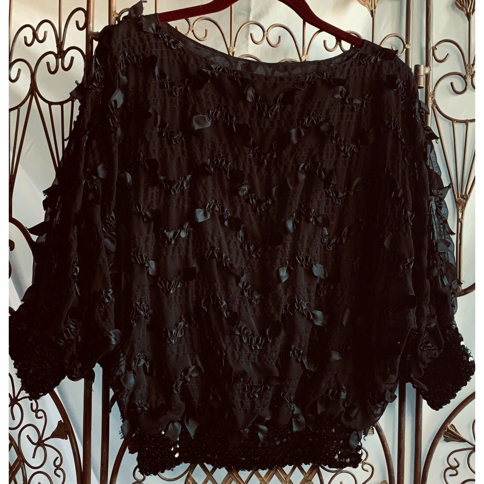 Siasia New York Vintage Black Sequin Ribbon Applique Batwing Blouse Small