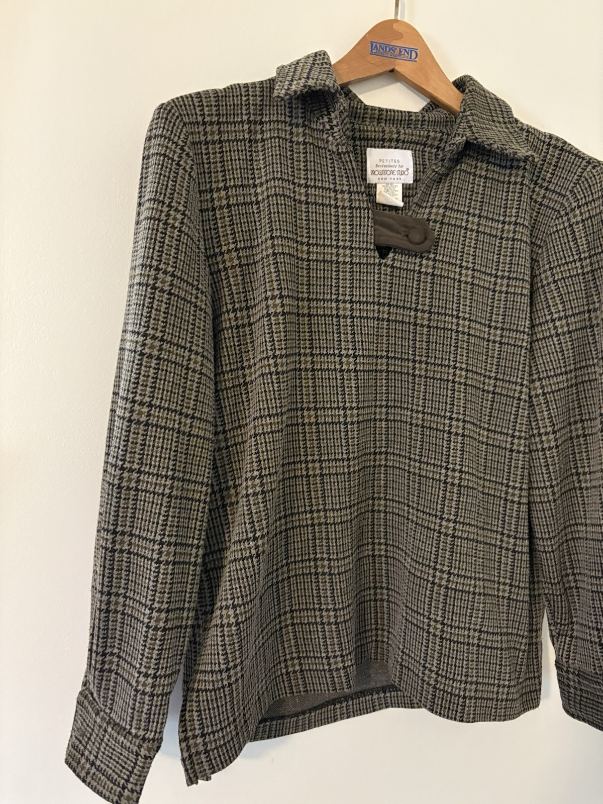 Vintage 1980s Brownstone Studio New York Collared Blouse Brown Plaid Petite S