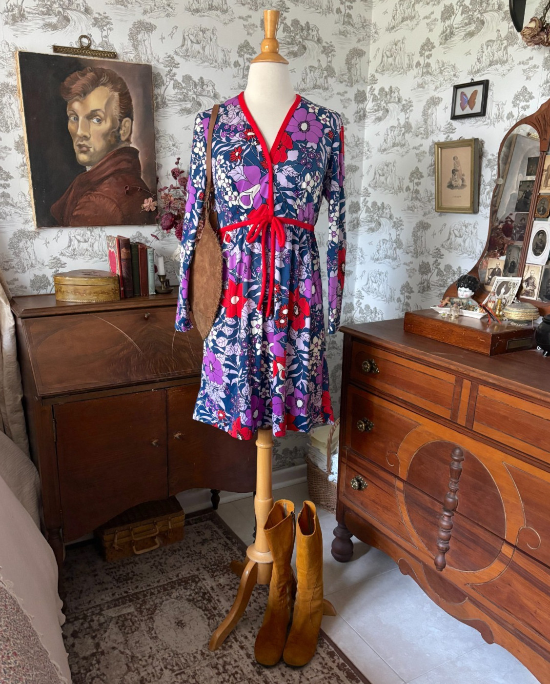 Vintage 60s Bloomingdale’s Sixties East Floral Dress Mod Retro Colorful