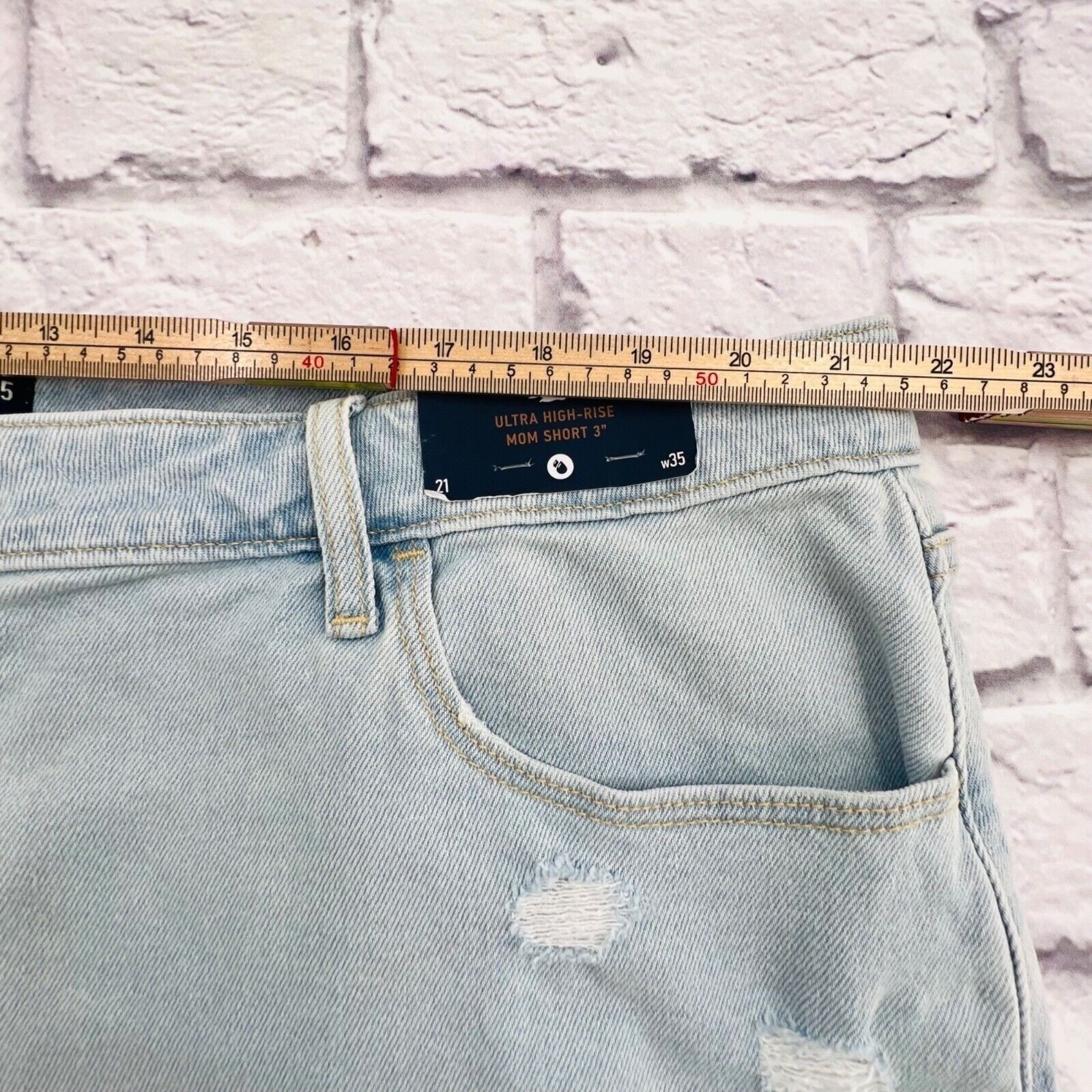 NEW Hollister Mom 3″ Short plus Size 21/35 Light Wash Ultra High Rise Vintage