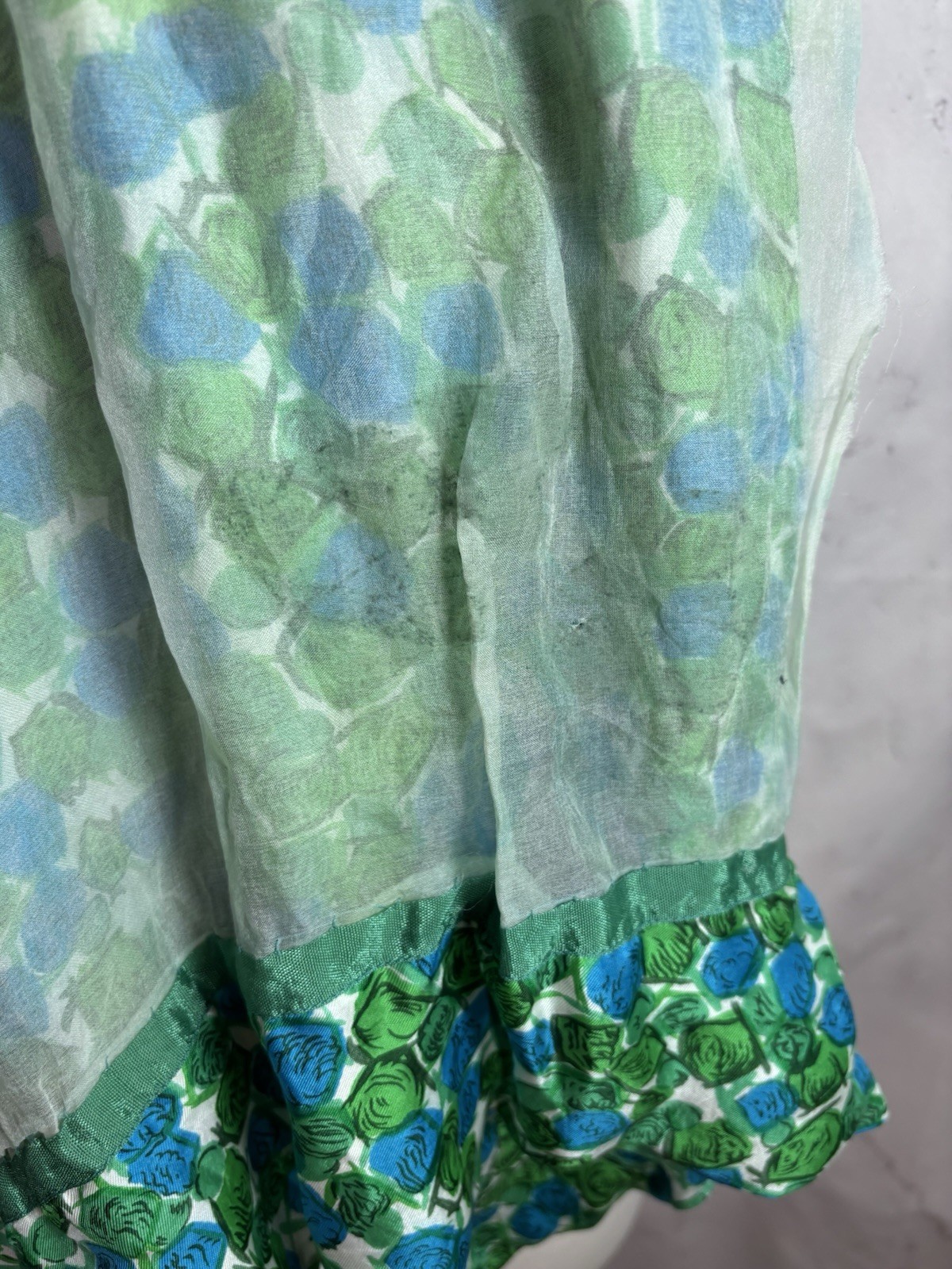 Vtg 60s Wiggle Dress Sheath Green Geomentric Print MCM Retro Garden party M FLAW