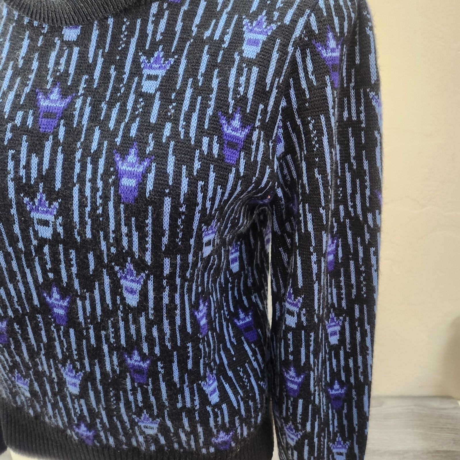 Vintage Gail B Black Blue Swewter Size S Potted Plant Crown Turtleneck Retro