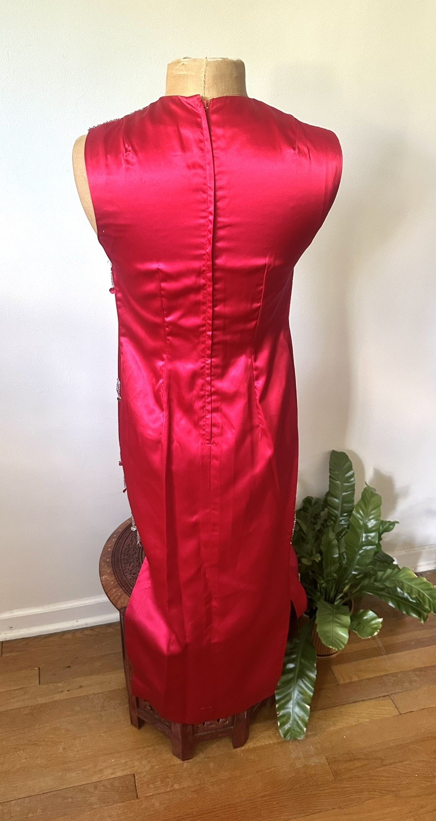 Stunning 1950’s Chinese Red Pencil Dress With Silver Embellishments, XS/S