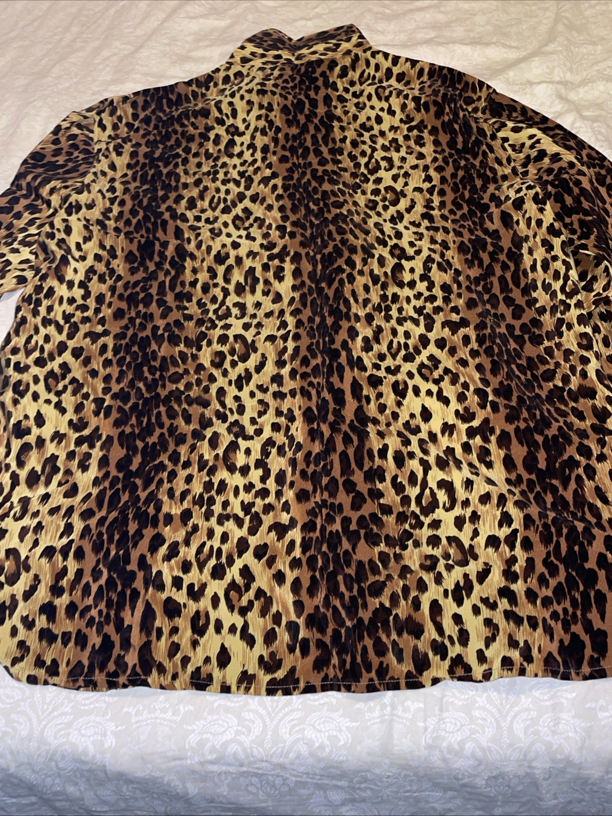 Vintage Leopard Print Blouse Size Large? Feels Like Silk