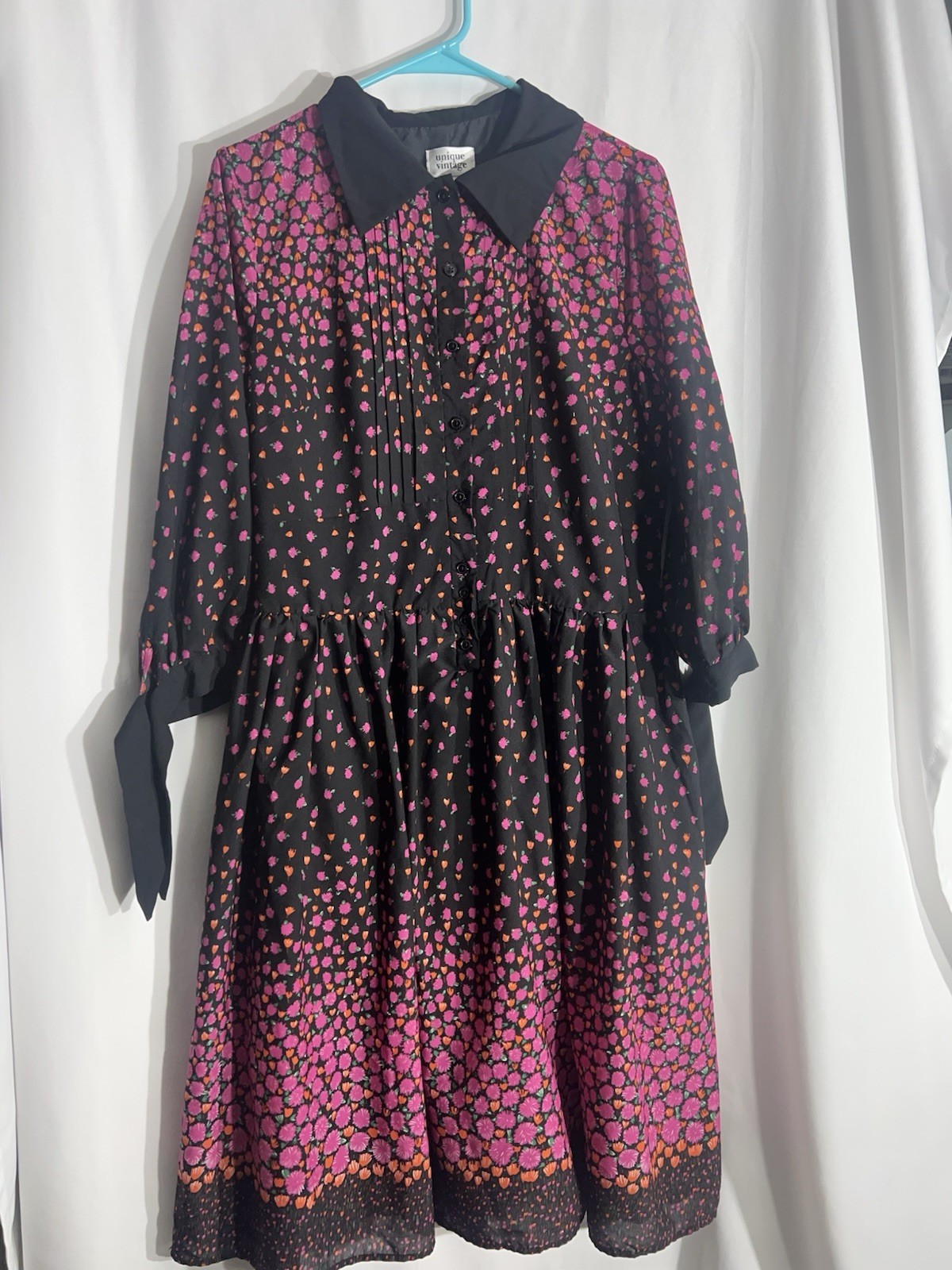 Unique Vintage Poppy And Flower 1970s Black Aline Dress