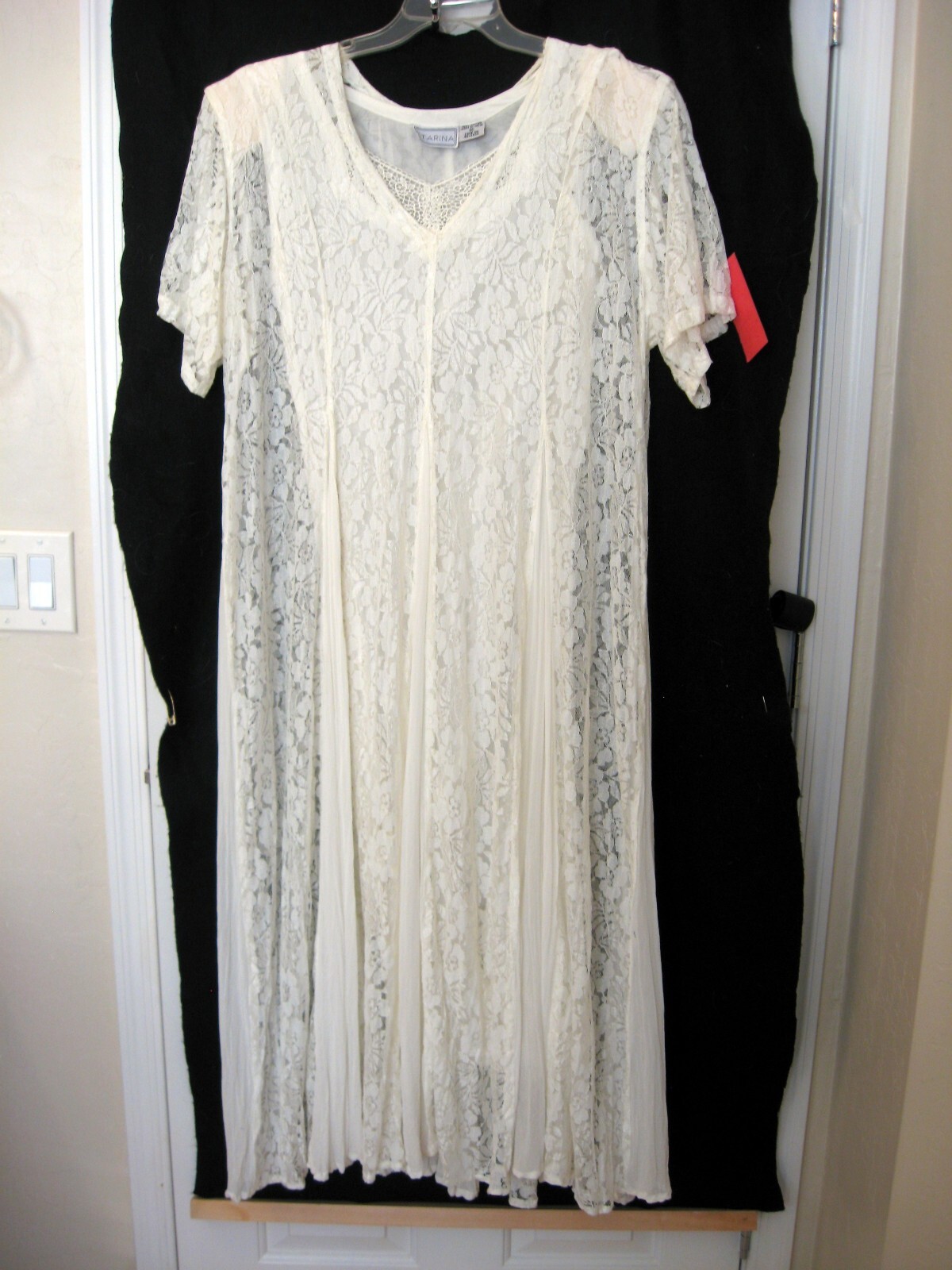 Vintage Starina White Lace Maxi Dress – Size M