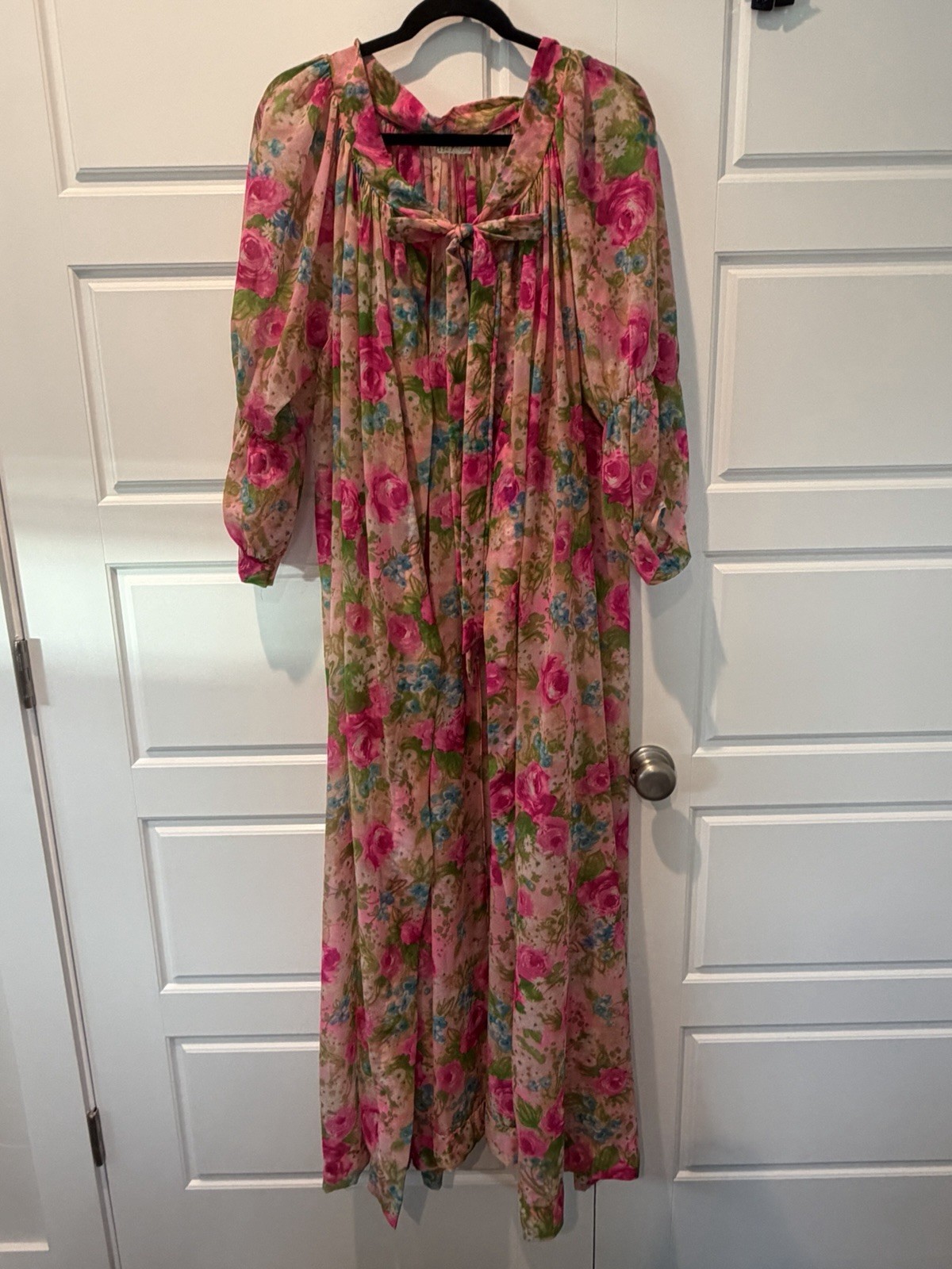 Vintage LeVoy Flower Power Chiffon House Robe Duster Pinks Romance Open Front OS