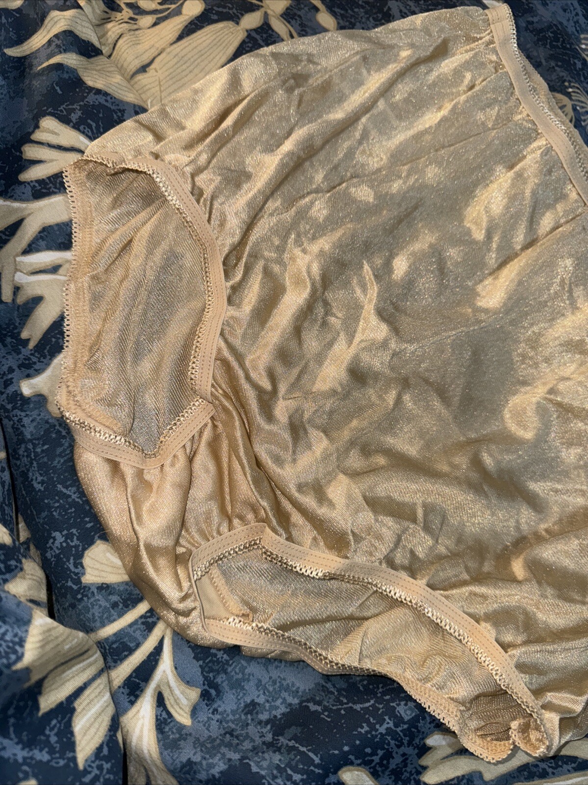 Vintage Underscore Satiny Nylon Panties Size 7 Granny Shimmery Ivory NWOT
