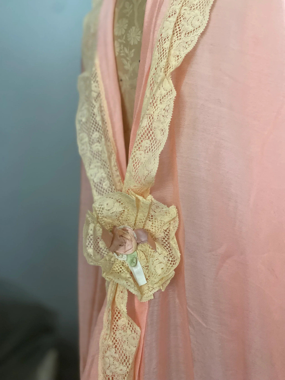 Antique 1920s Pink Silk Ribbonwork Dressing Gown