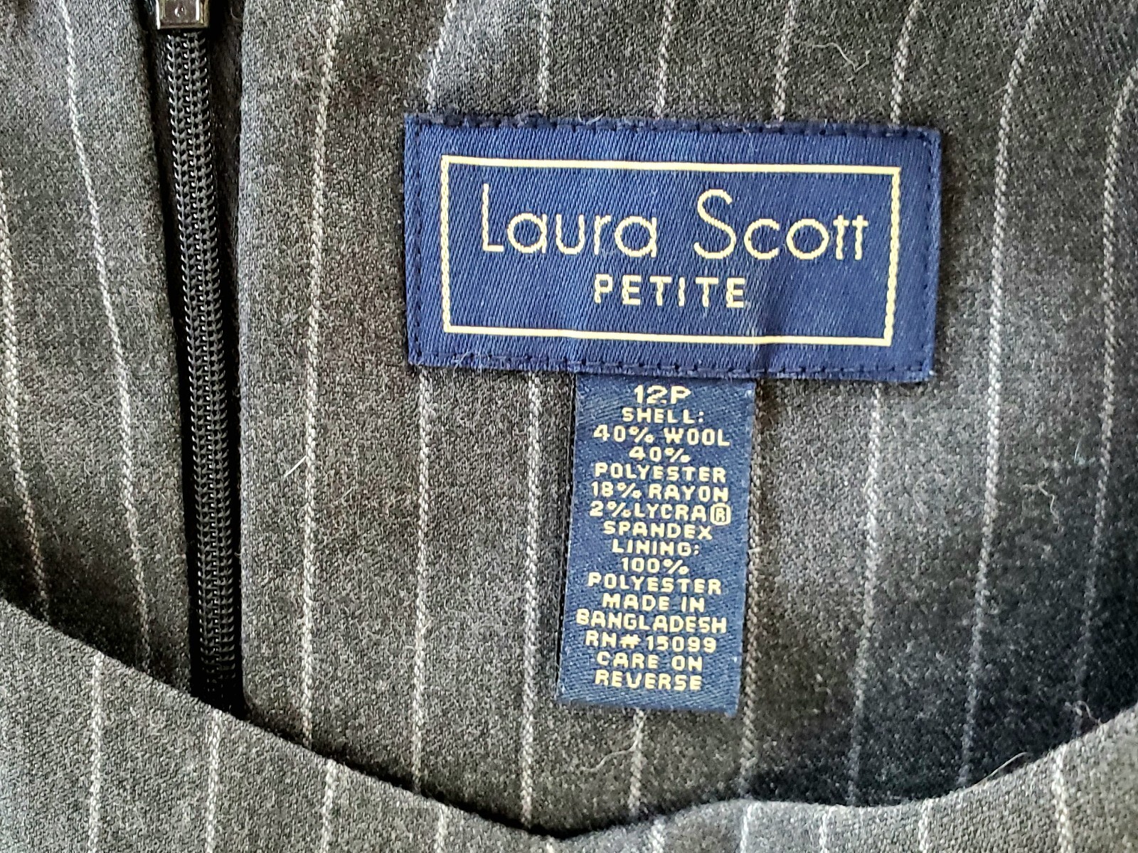 Vintage Gray Pinstripe Suit Blazer Sheath Dress Size 12P Laura Scott Y2K 2000s
