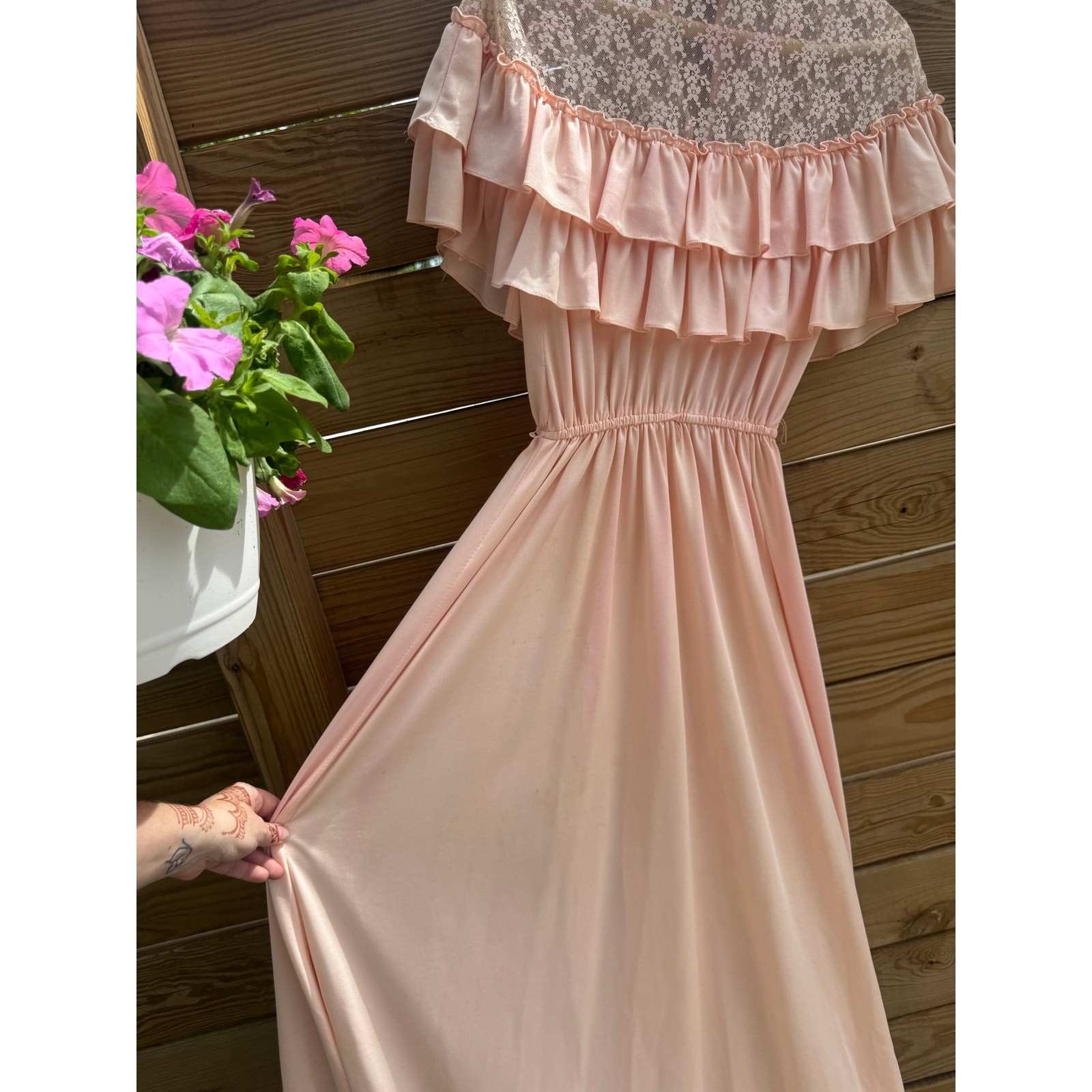 Vintage 1970s Prom Dress Pink Lace Ruffle Caplet Gown Prairie Cottagecore Small