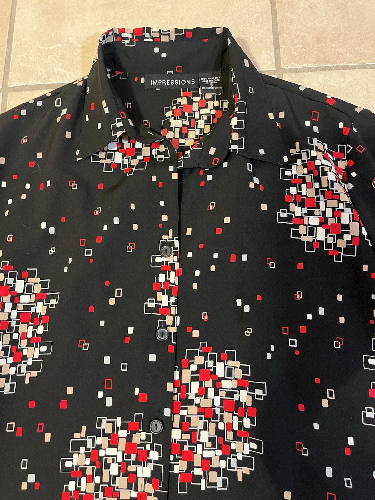 0023 Impressions VTG Women’s Black Top With Geometric Confetti Print Pattern S