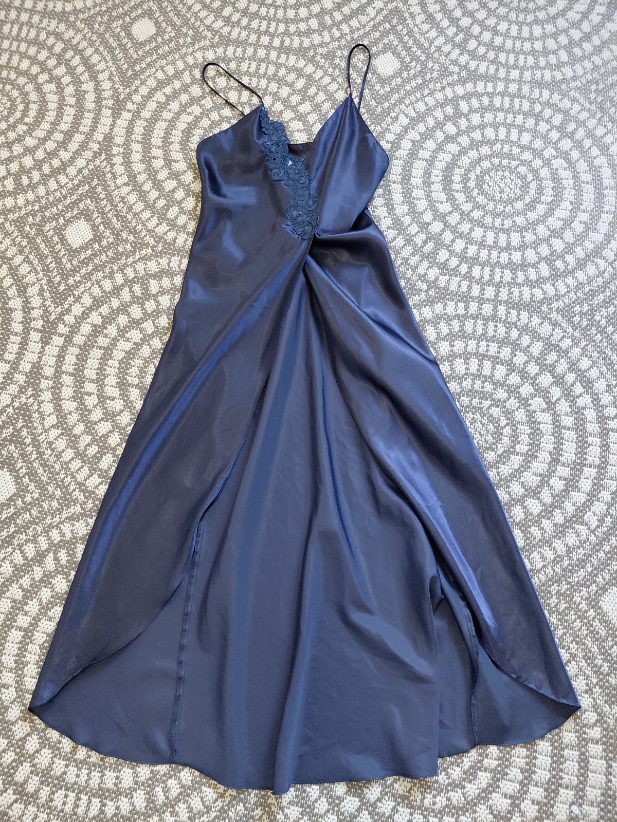 Intime Of California Vintage Blue Satin Applique Gown Nightgown Size S Lingerie
