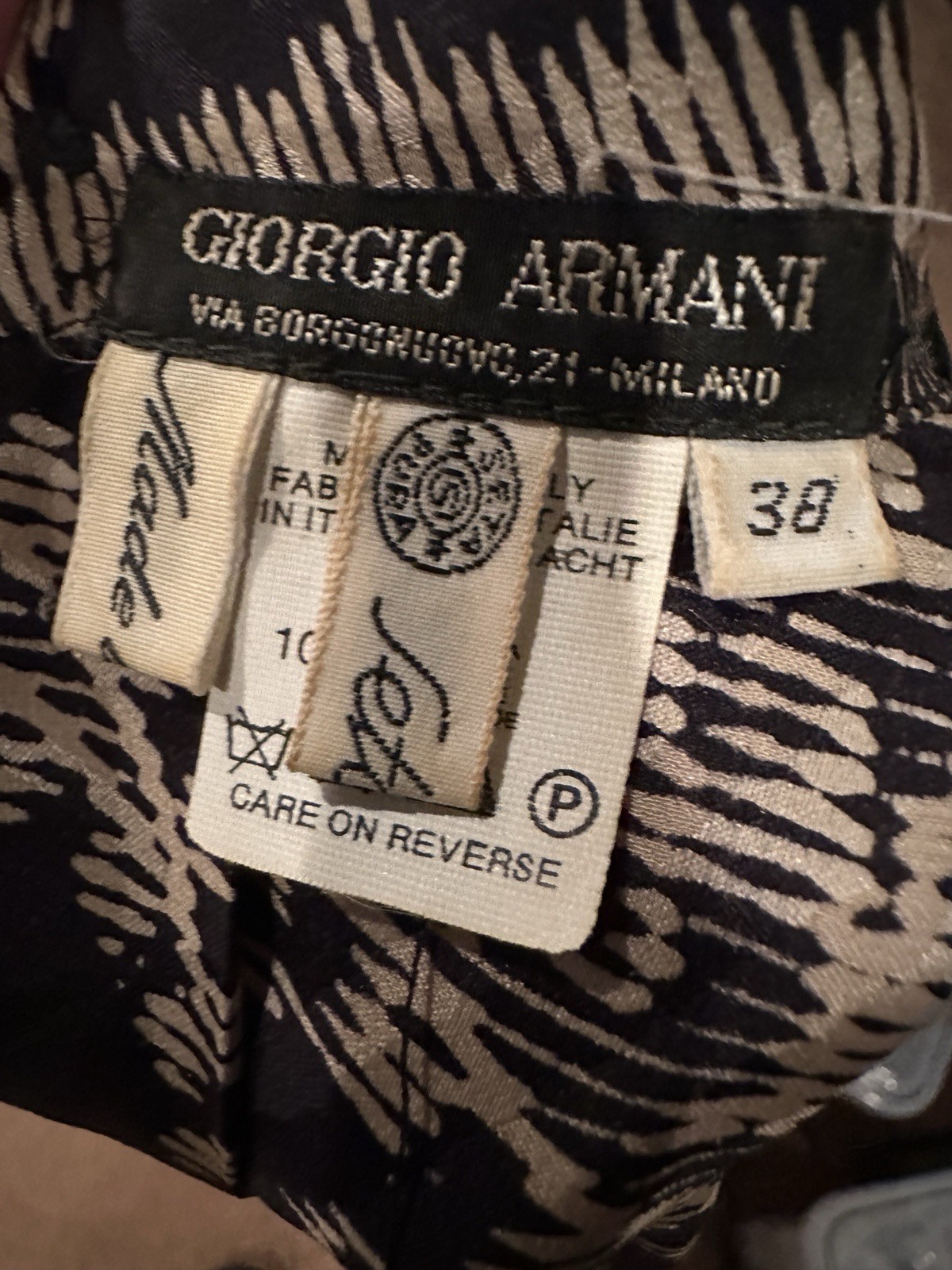 Vintage Giorgio Armani 100% Silk High Neck Paisley Blouse Italy Size 38
