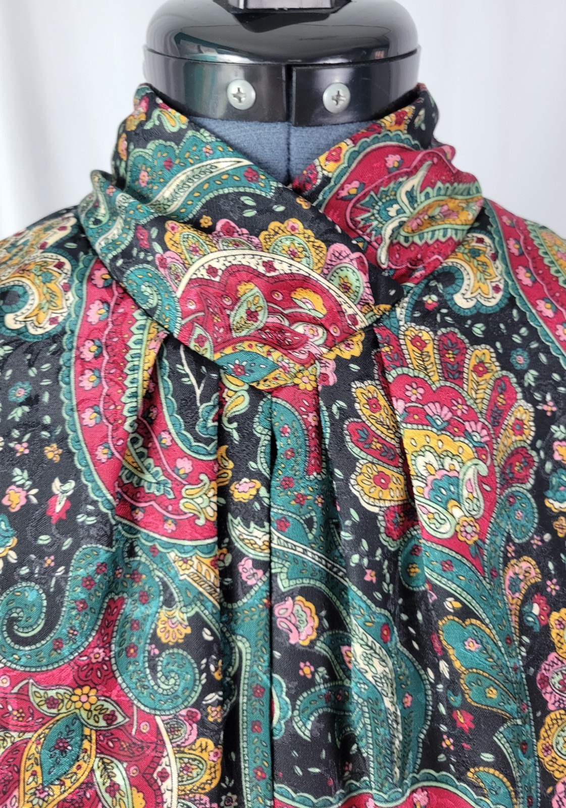 Vintage Notations Black/Red/Green/Brown Paisley Print Blouse Size 12