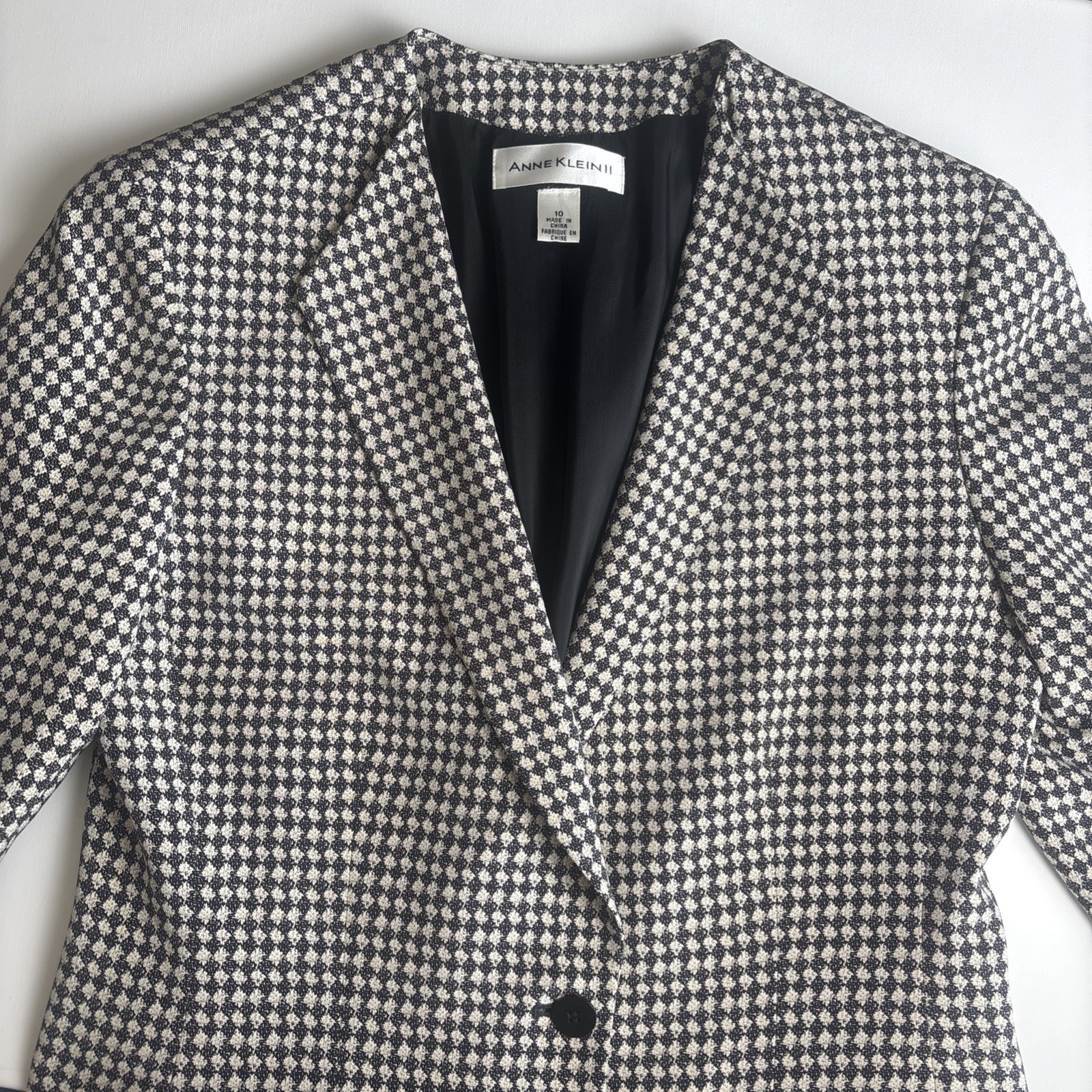 Vintage Women’s Size 10 100% Silk Blazer Geometric Squares Print Career Siren