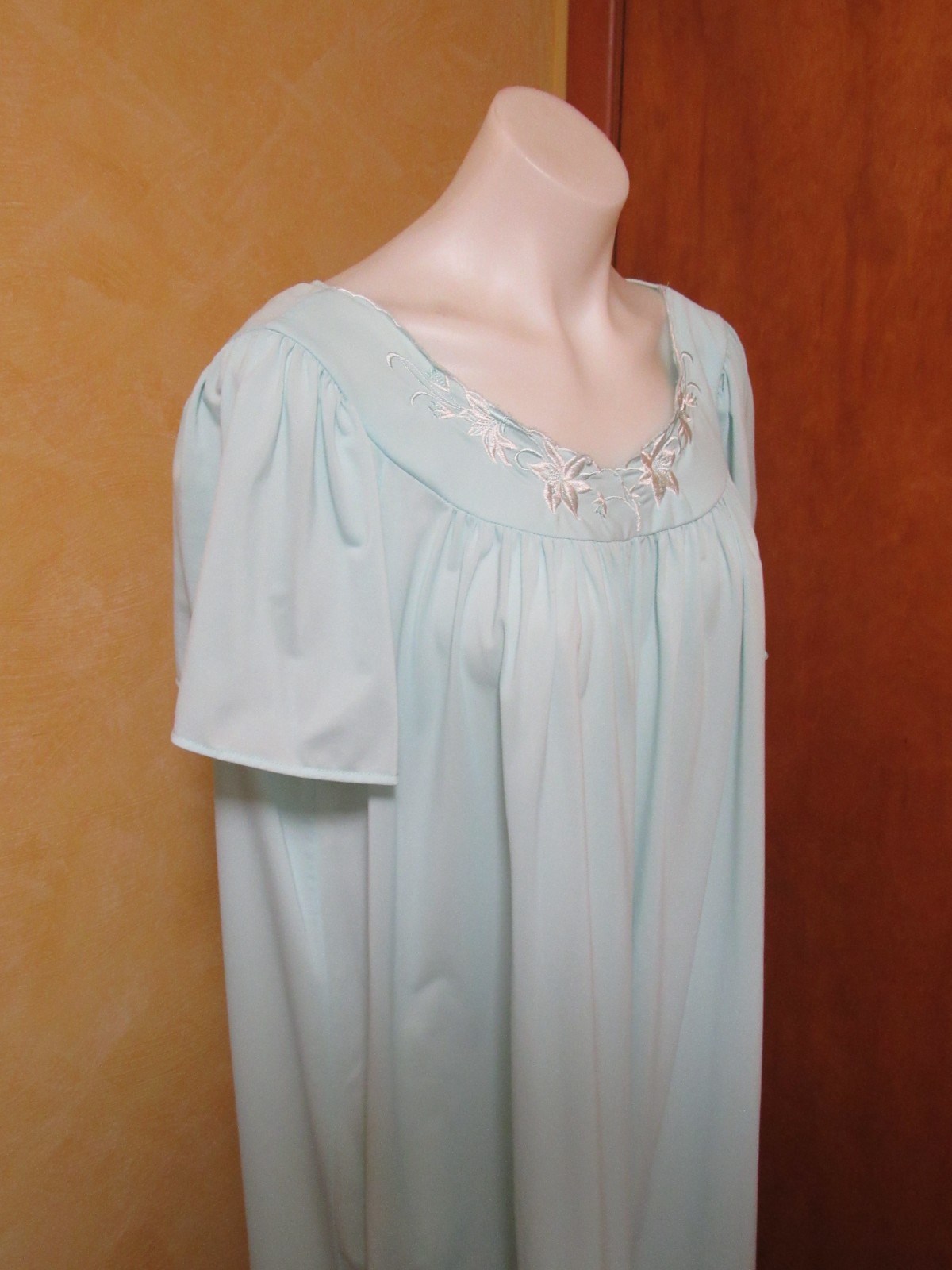 MISS ELAINE CLASSICS BLUE SILKY SOFT SHEER NYLON NIGHTGOWN XL STYLE 20809 SISSY