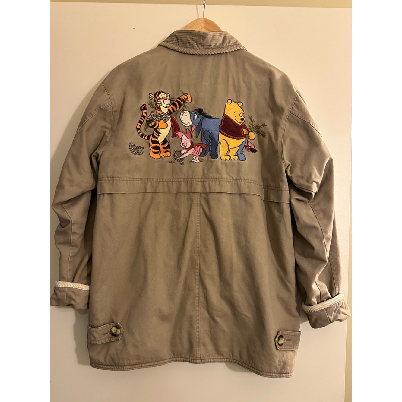 RARE Vintage 1990s Winnie The Pooh Barn Jacket in Excellent Condition. Size S