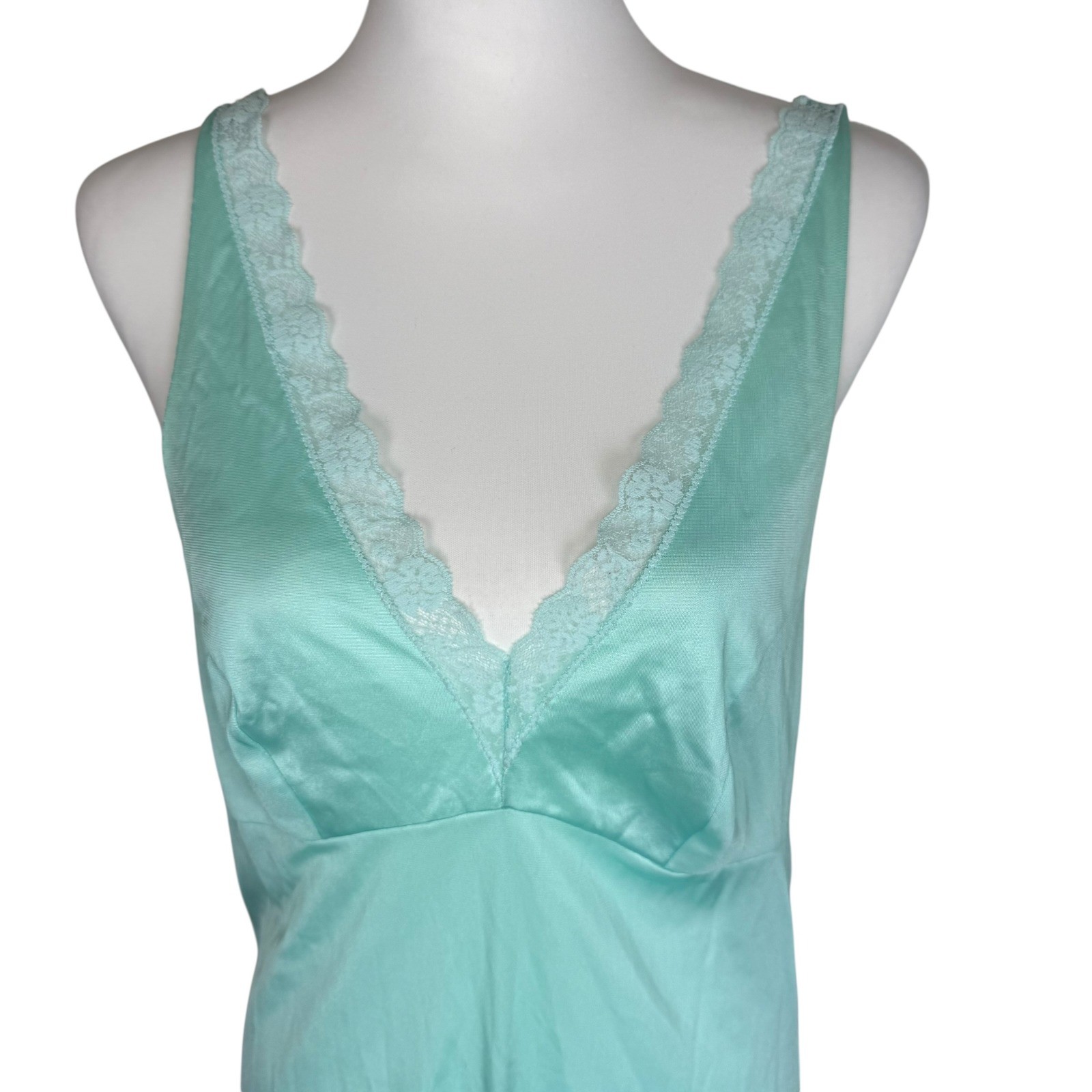 Vintage Aqua Mint Green Lace Trim Full Slip Dress V-Neck Nightgown 34 Bust M