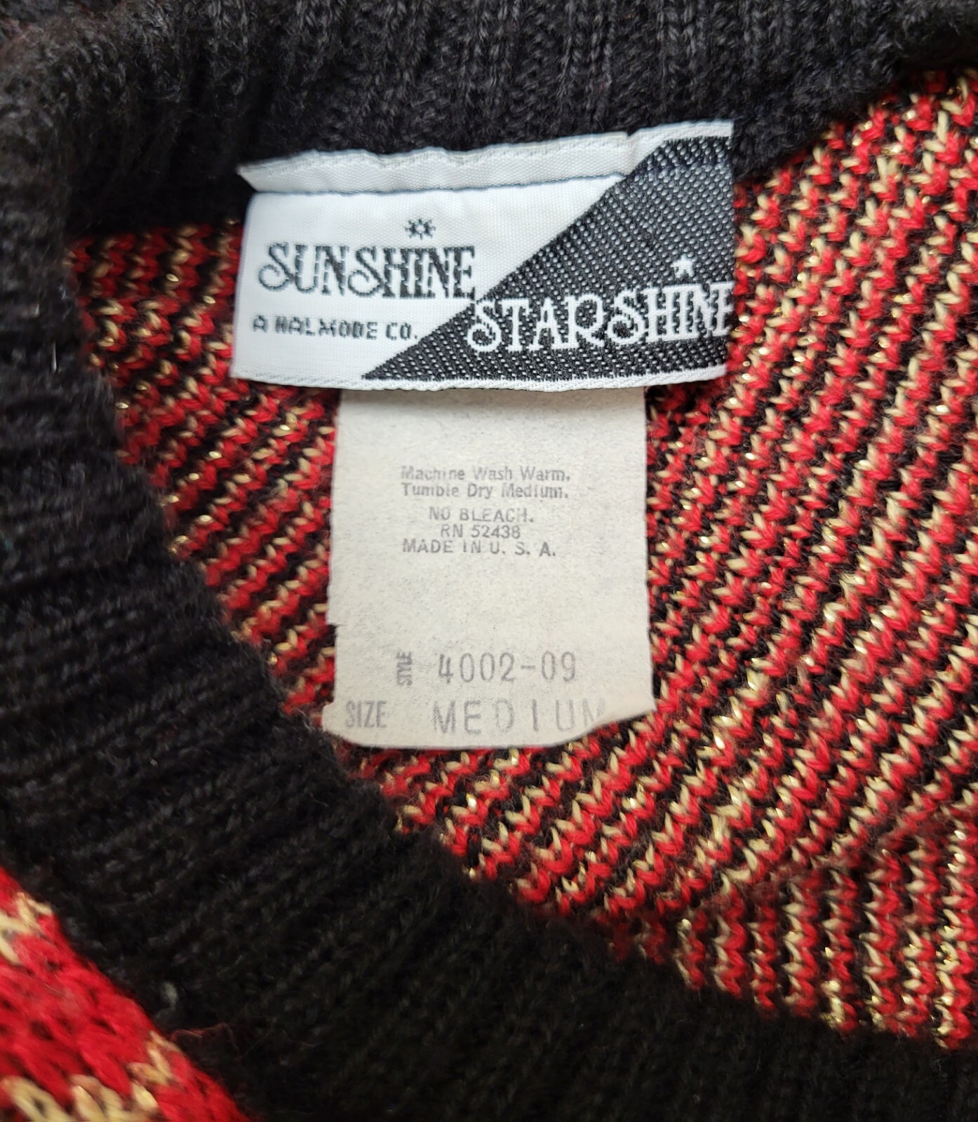 Vintage 80’s Sunshine Starshine Acrylic Sweater Red Roses Black Gold USA Size M