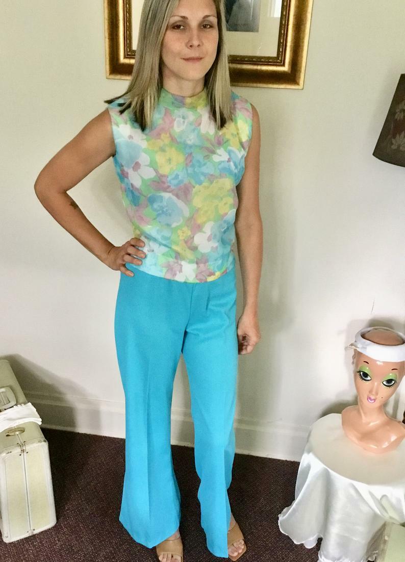 50’s Vintage Pastel Multi-Color Mod Sleeveless Back Button “Jane Holly” Blouse