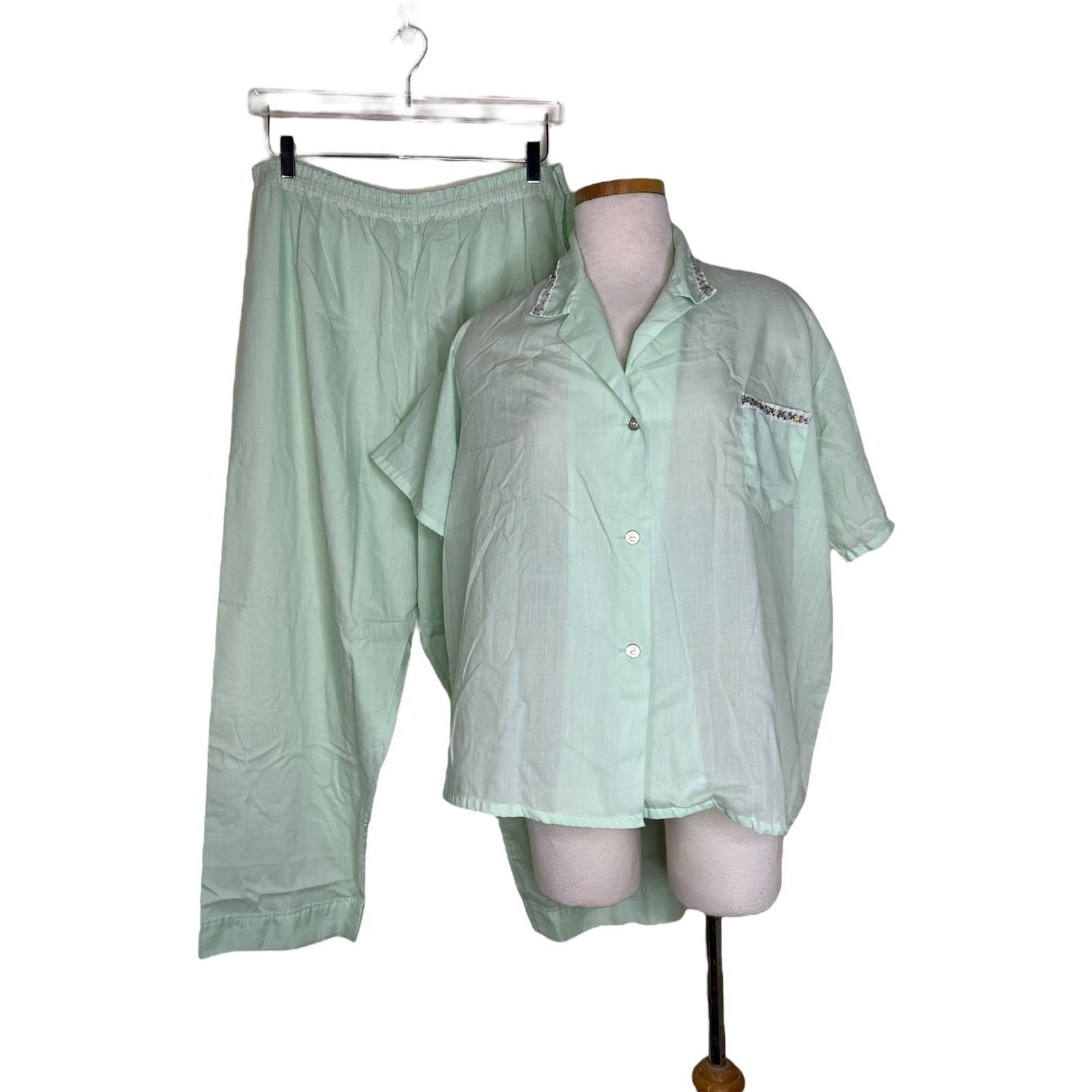 Vintage 50s 60s 2 Piece Pajama Sleepwear Cropped Lightweight Set Mint Green XXL