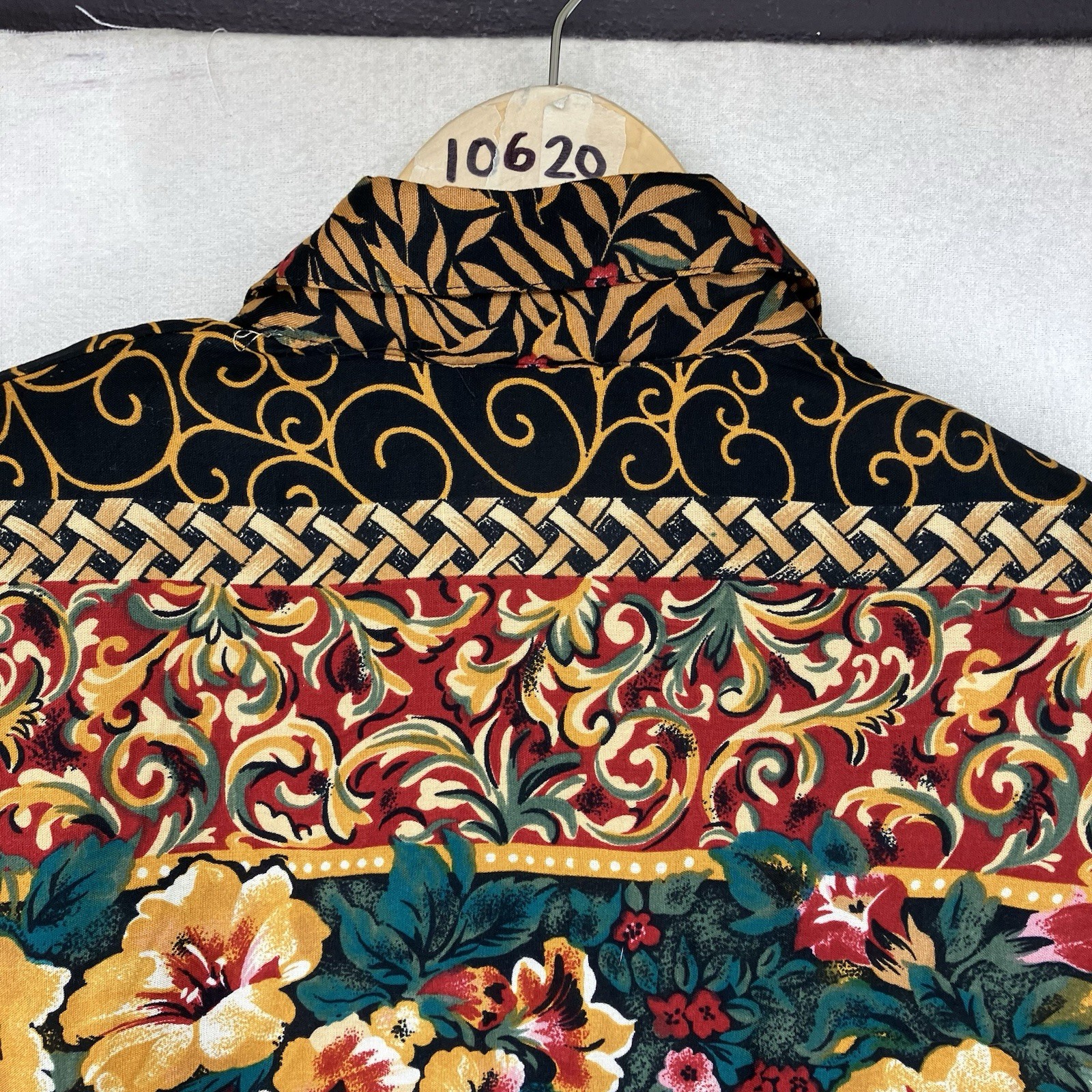 Vintage Women’s Rayon Top Large 80s 90s Designer AOP Floral Hibiscus Gold Button