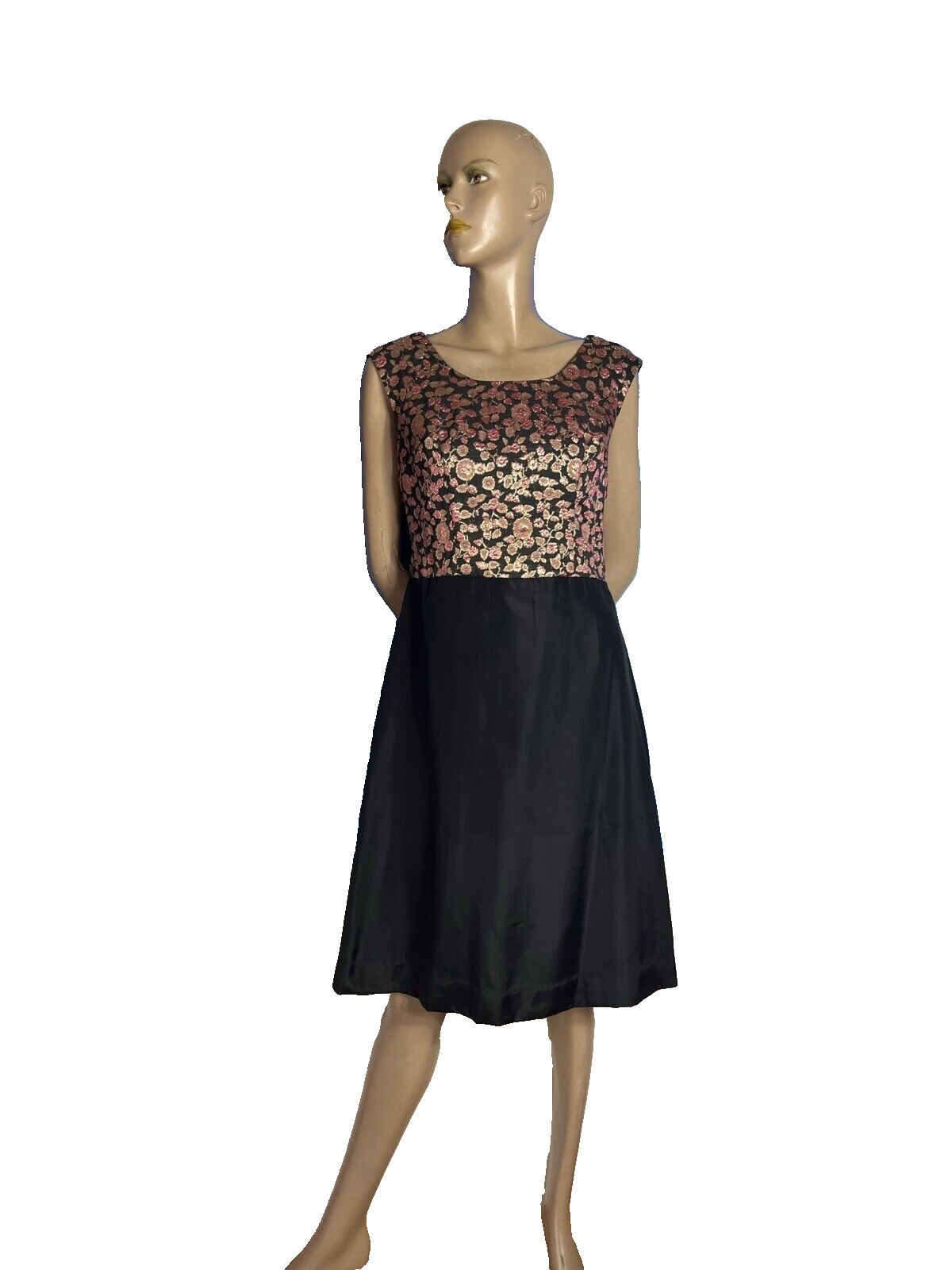 Vintage 1960s Brocade A-Line Dress | Gold Lurex | Twiggy Style | 38-40 ✨