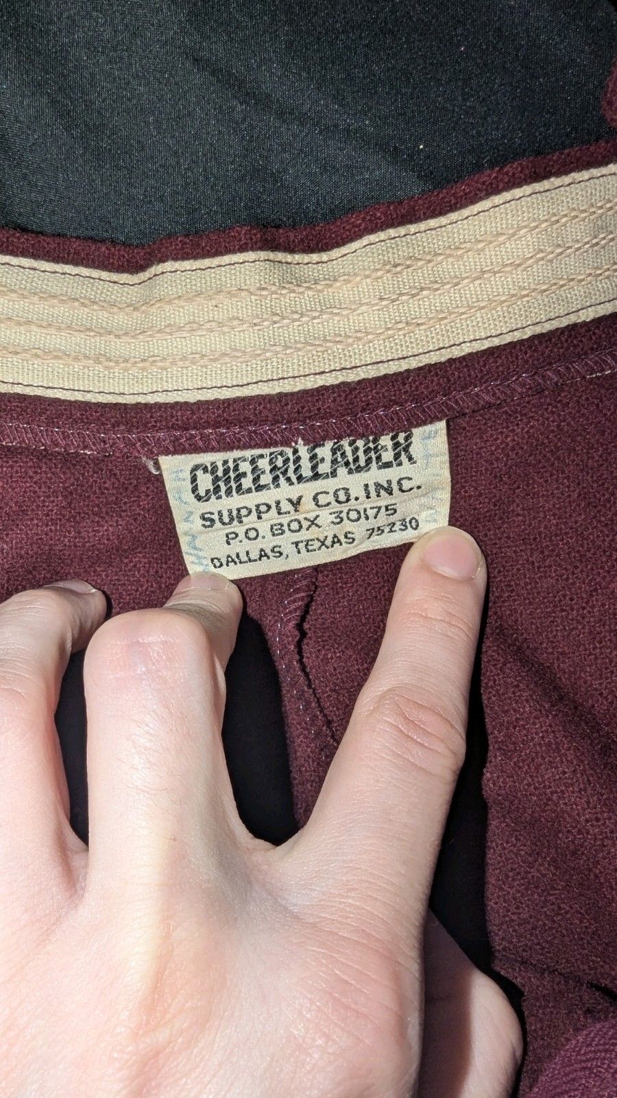 Vintage maroon/ burgundy mini pleated cheerleader skirt