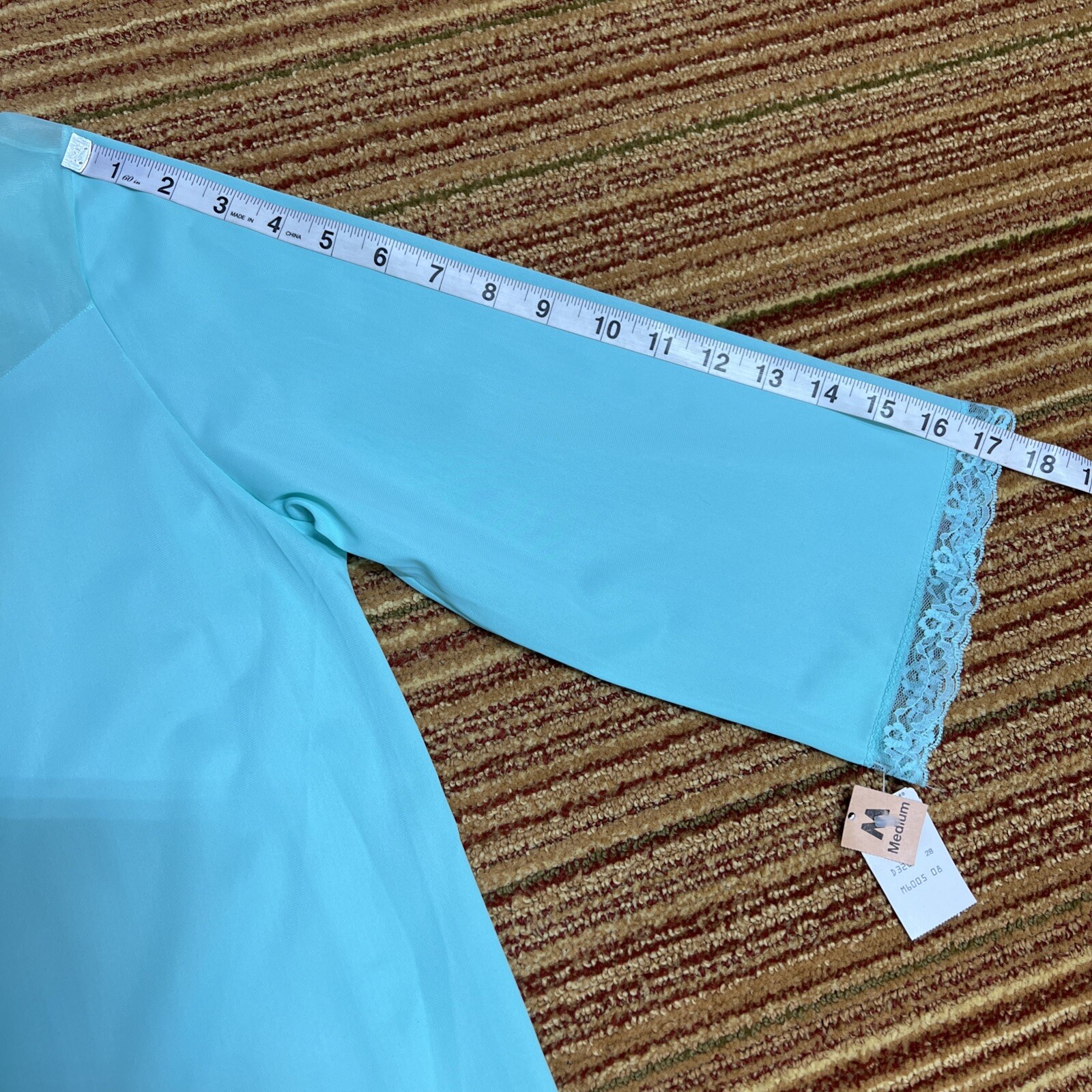 VTG Montgomery Ward Women’s Medium Mint Green Sheer Long Robe Buttons Pocket NWT