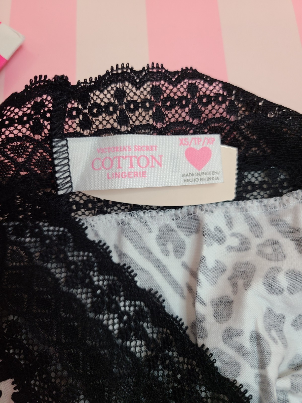 NWT Y2K Victoria’s Secret Lace Waist Cotton Low Rise Bikini Panty Size XS Animal