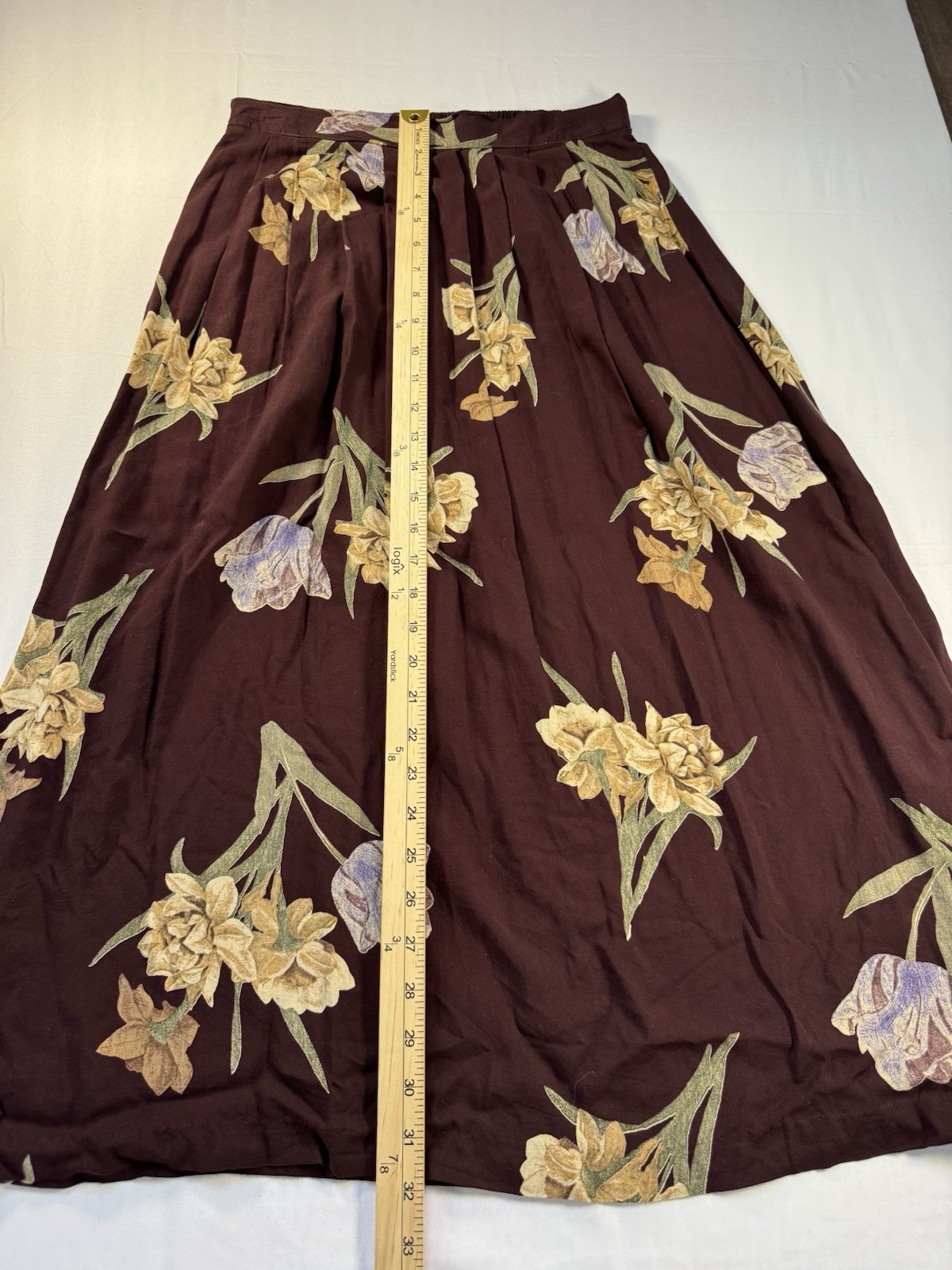Vintage Jeri Marque 1980s A-line Maxi Skirt Deep Burgundy/Brown Floral Pattern M