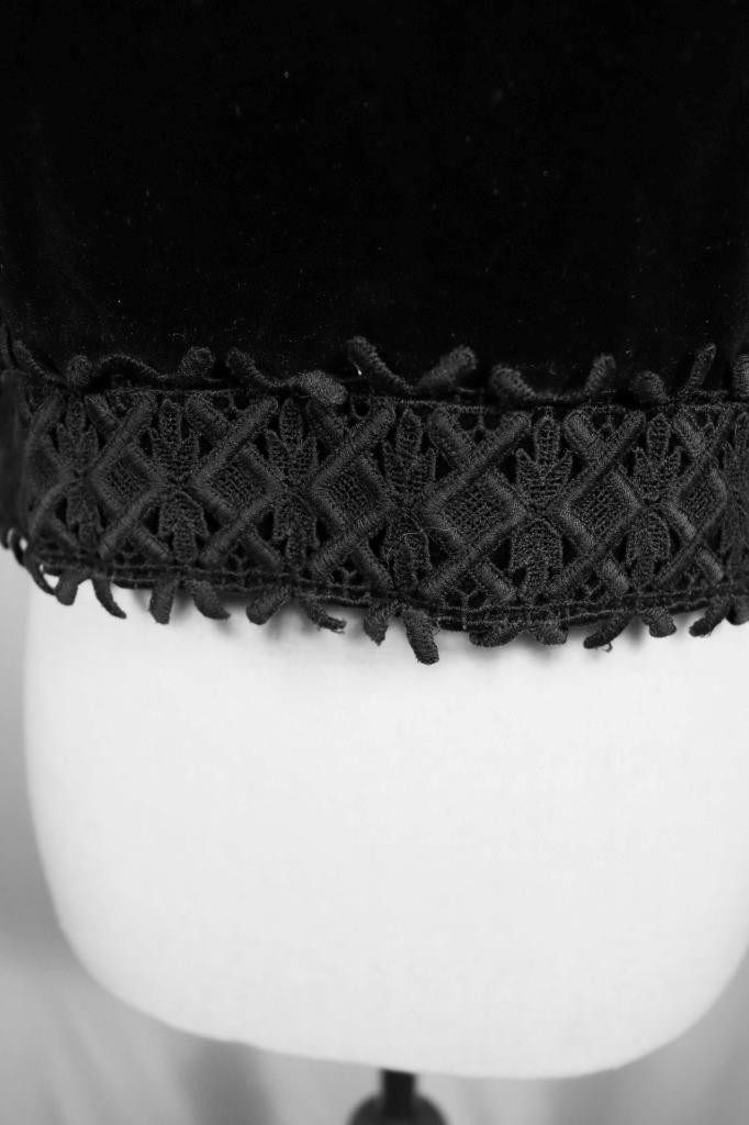 Vintage 1960’s Black Velvet Top Size Large Excellent Condition