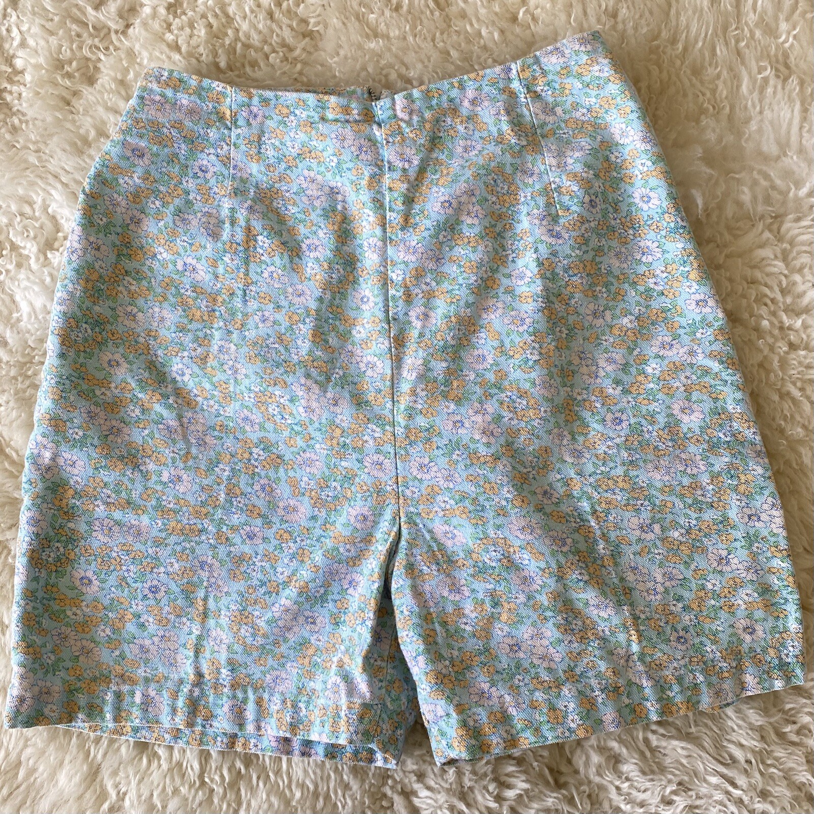 VTG 40S 50S WOMENS HIGH RISE FLORAL DAISY SHORTS COTTAGE CORE 23″ WAIST